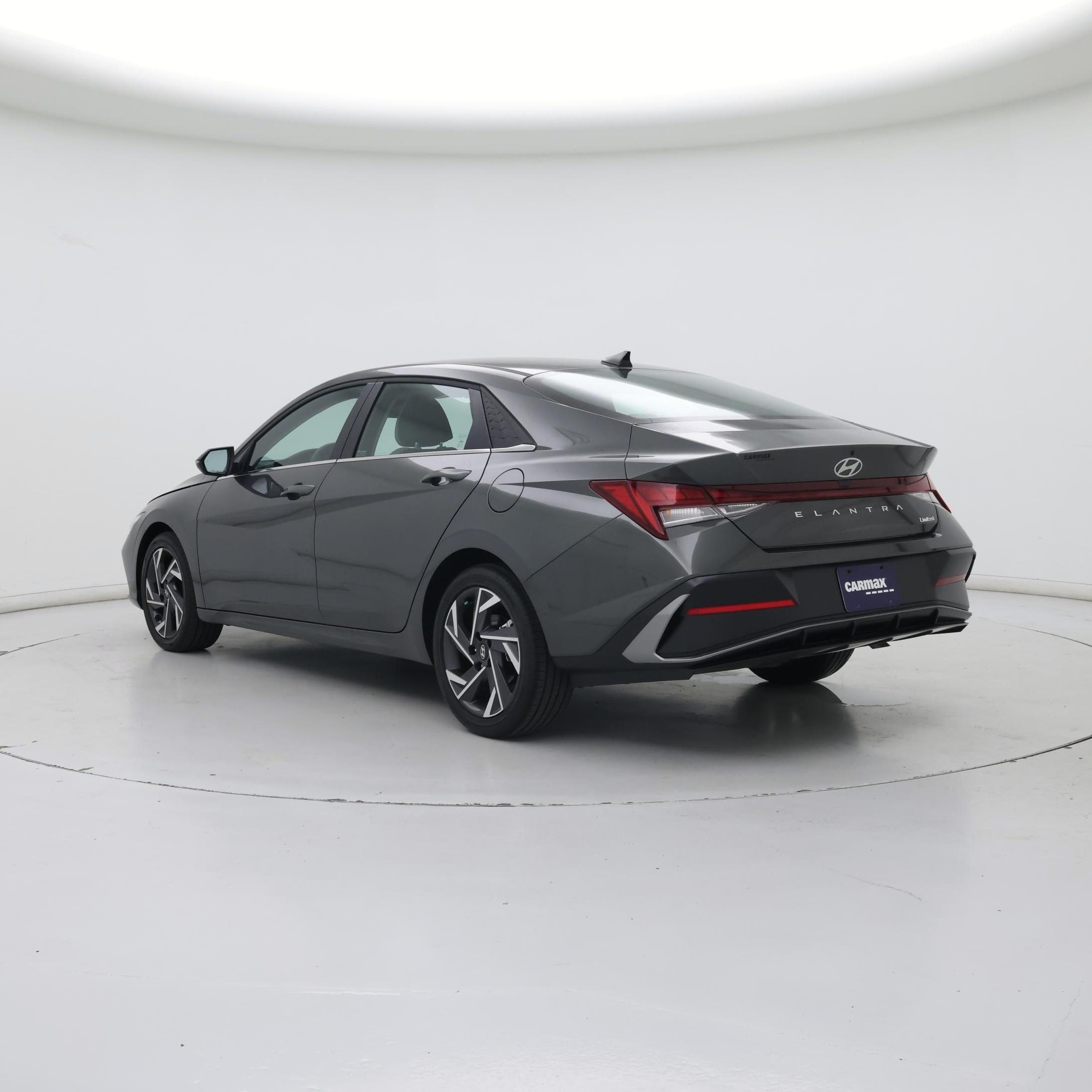 Thumbnail: 2025 Hyundai Elantra - 2