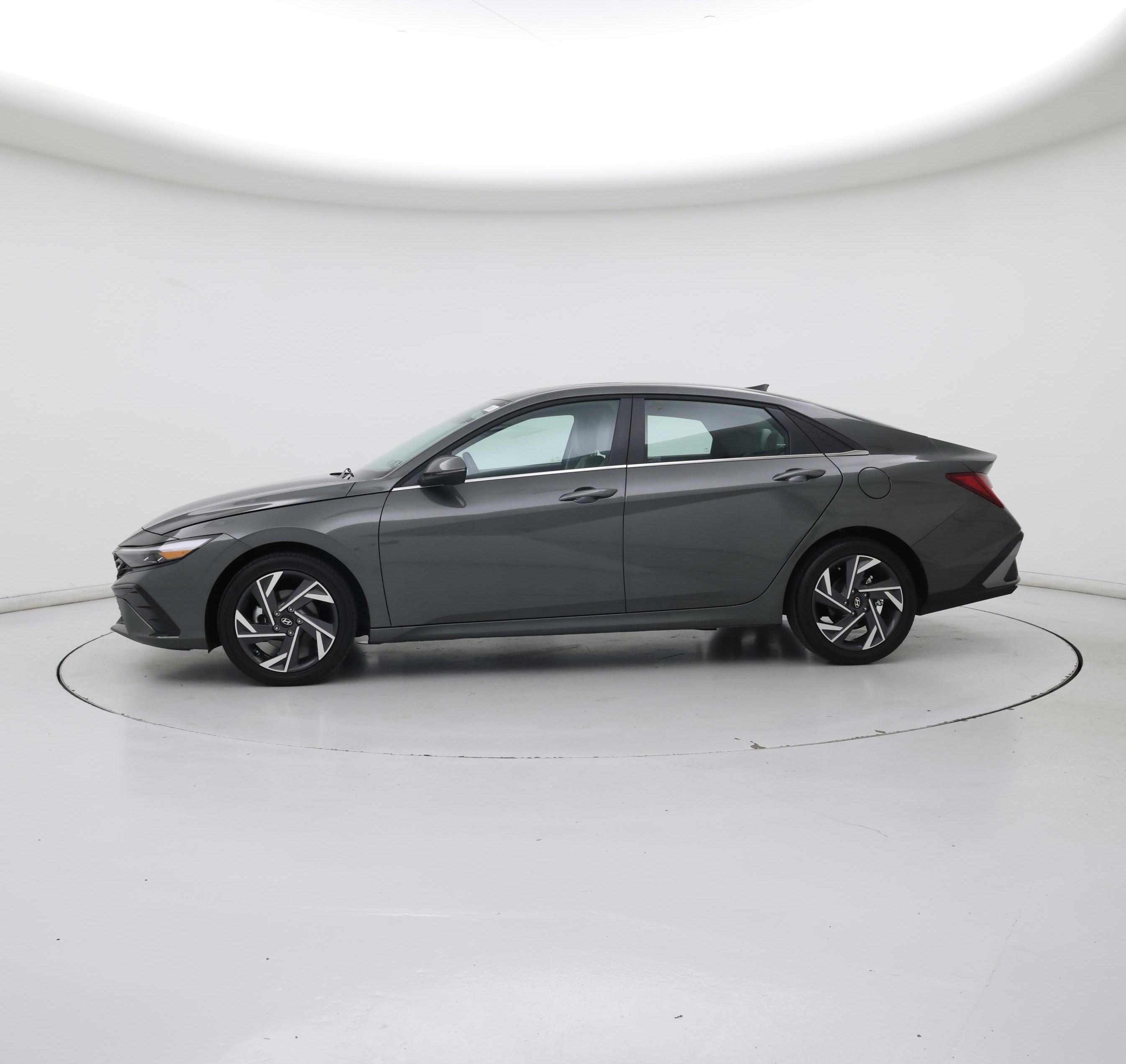 Thumbnail: 2025 Hyundai Elantra - 3