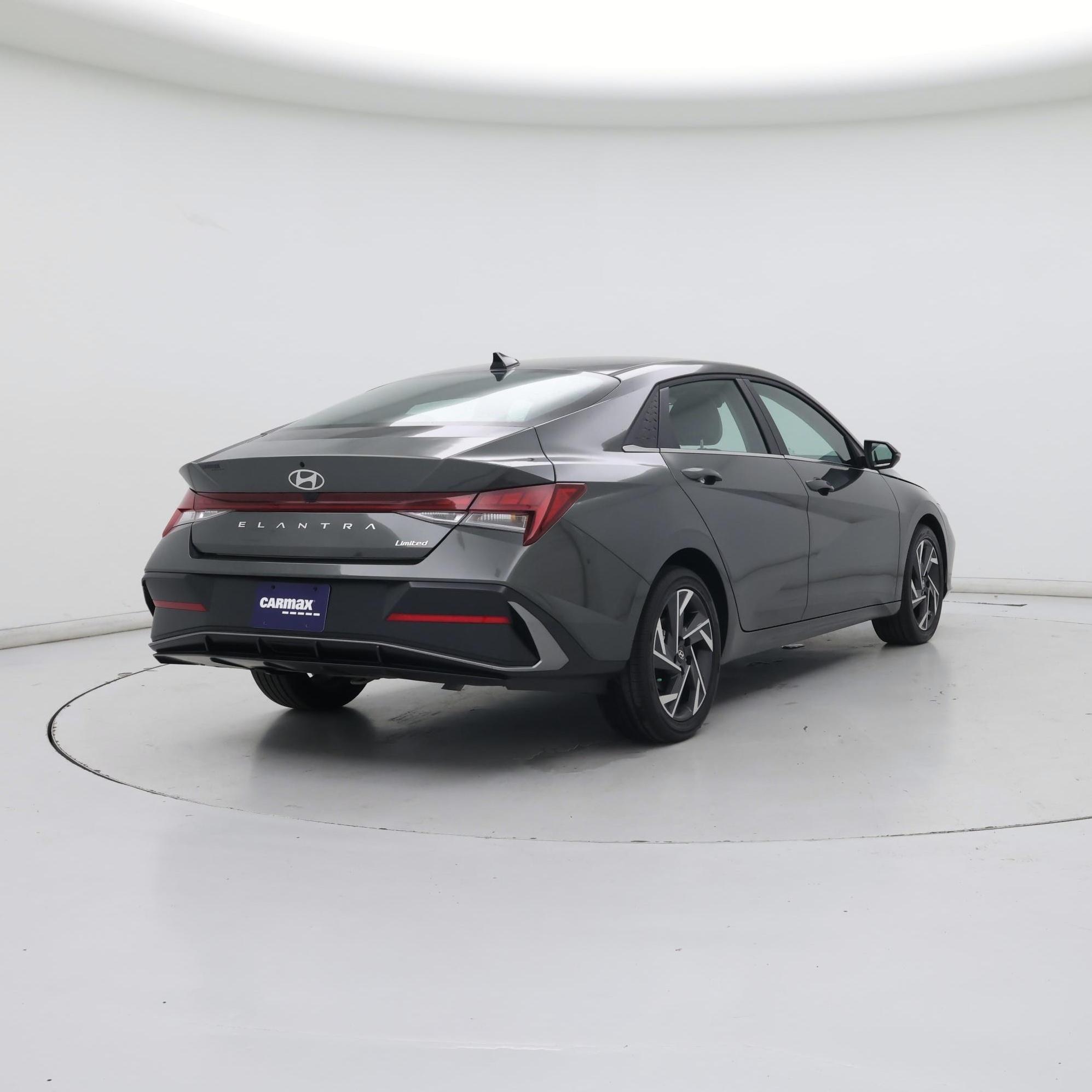 Thumbnail: 2025 Hyundai Elantra - 8