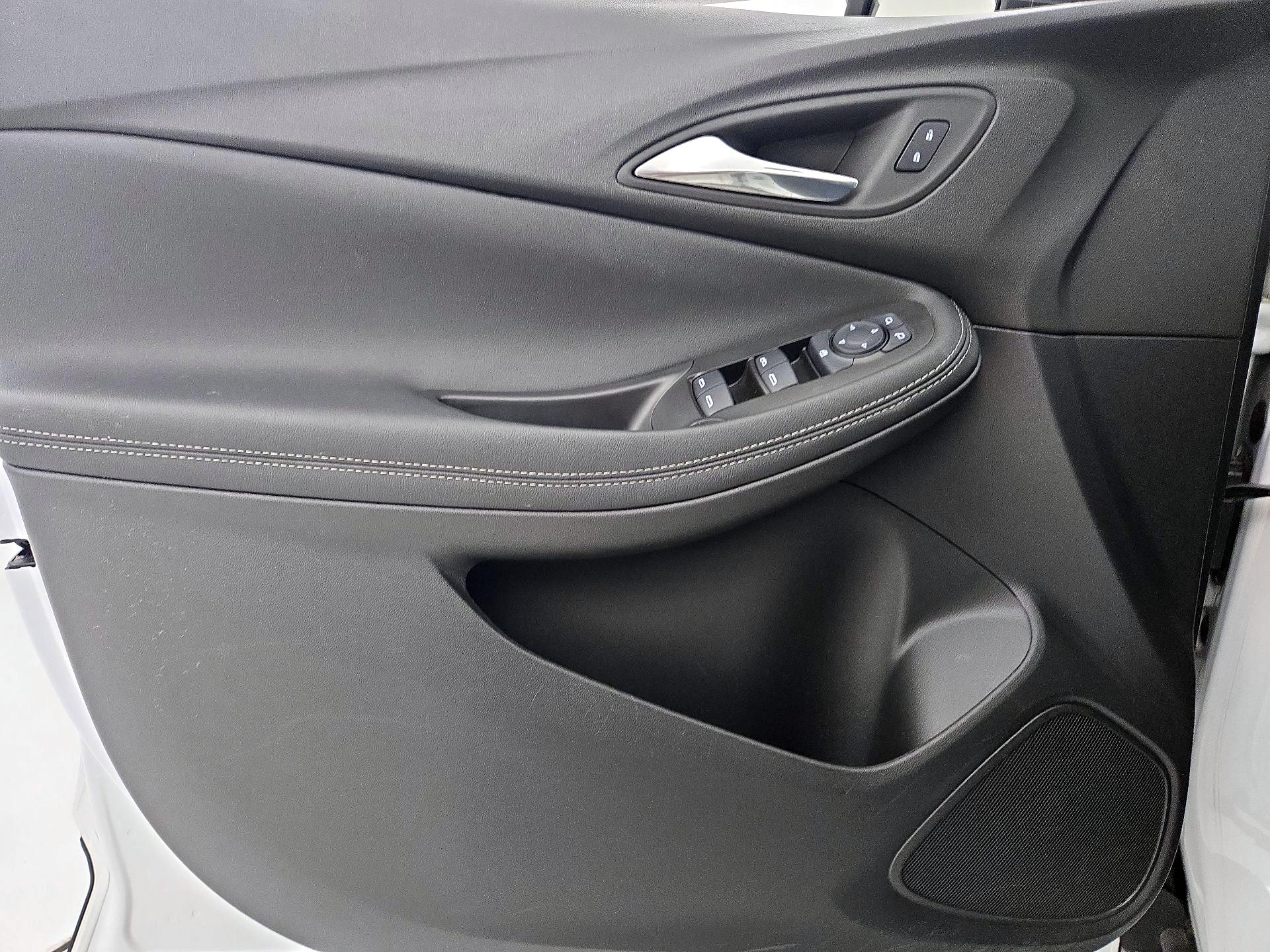 Thumbnail: 2022 Buick Encore GX - 12