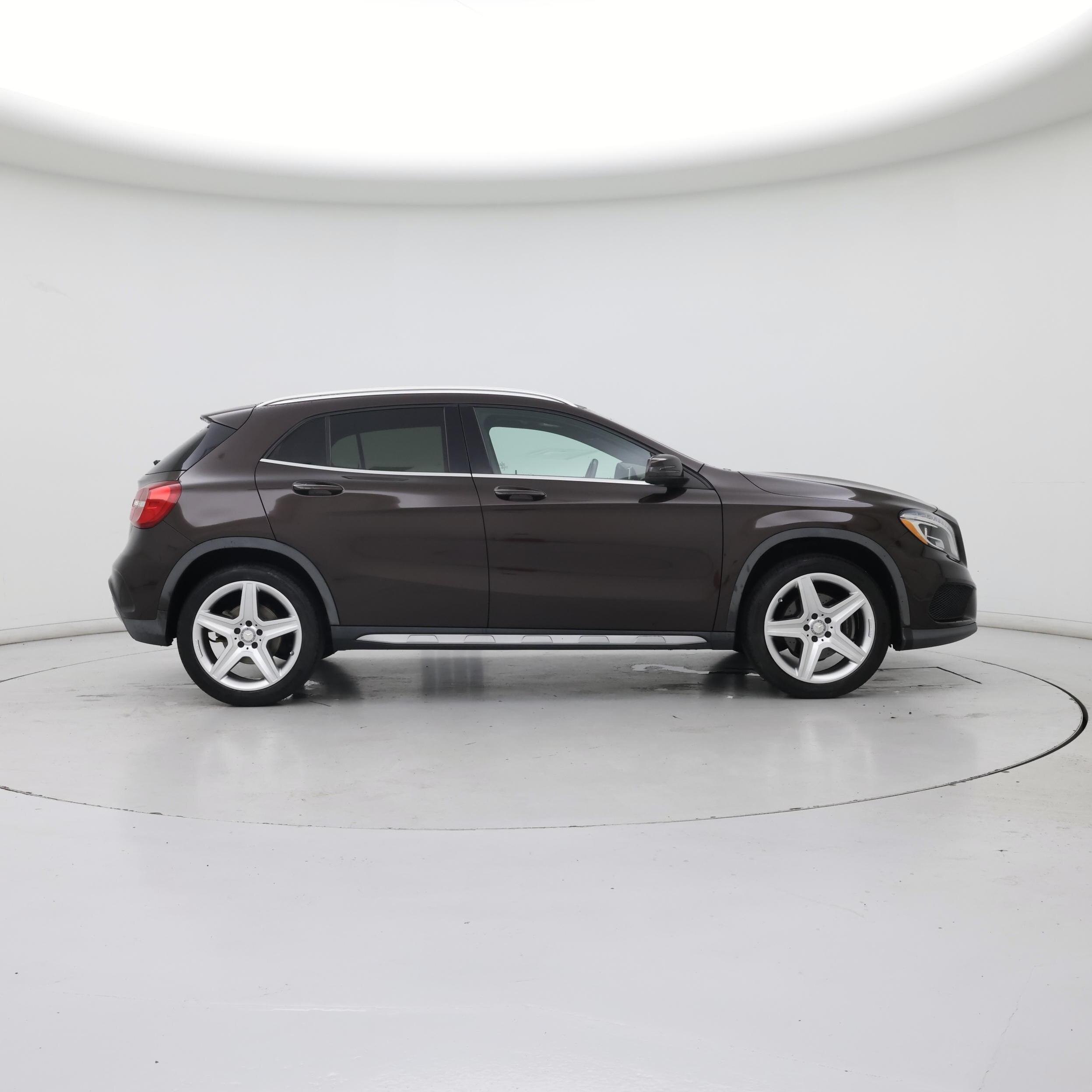 Thumbnail: 2015 Mercedes-Benz GLA - 7