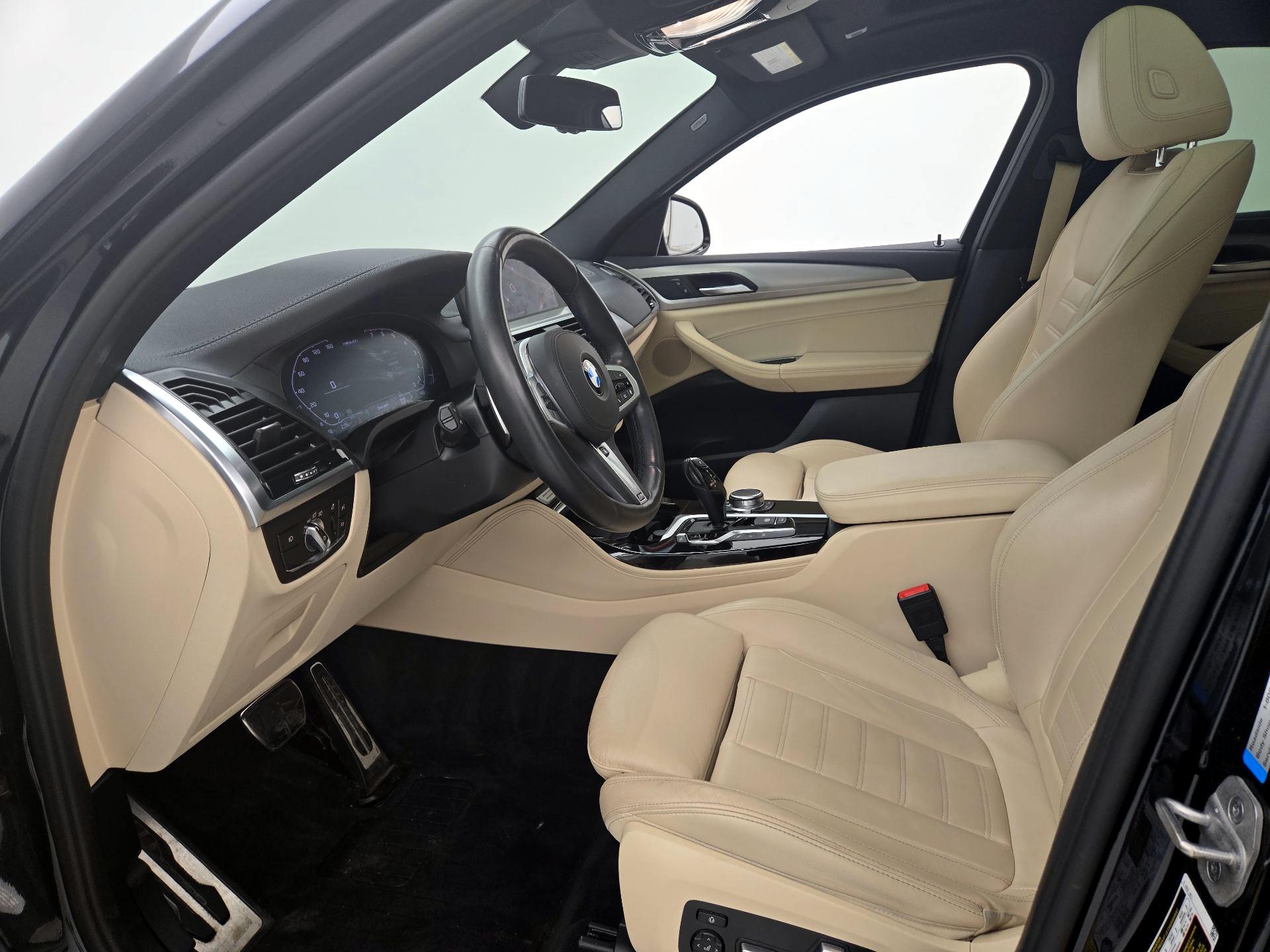 Thumbnail: 2021 BMW X4 - 11