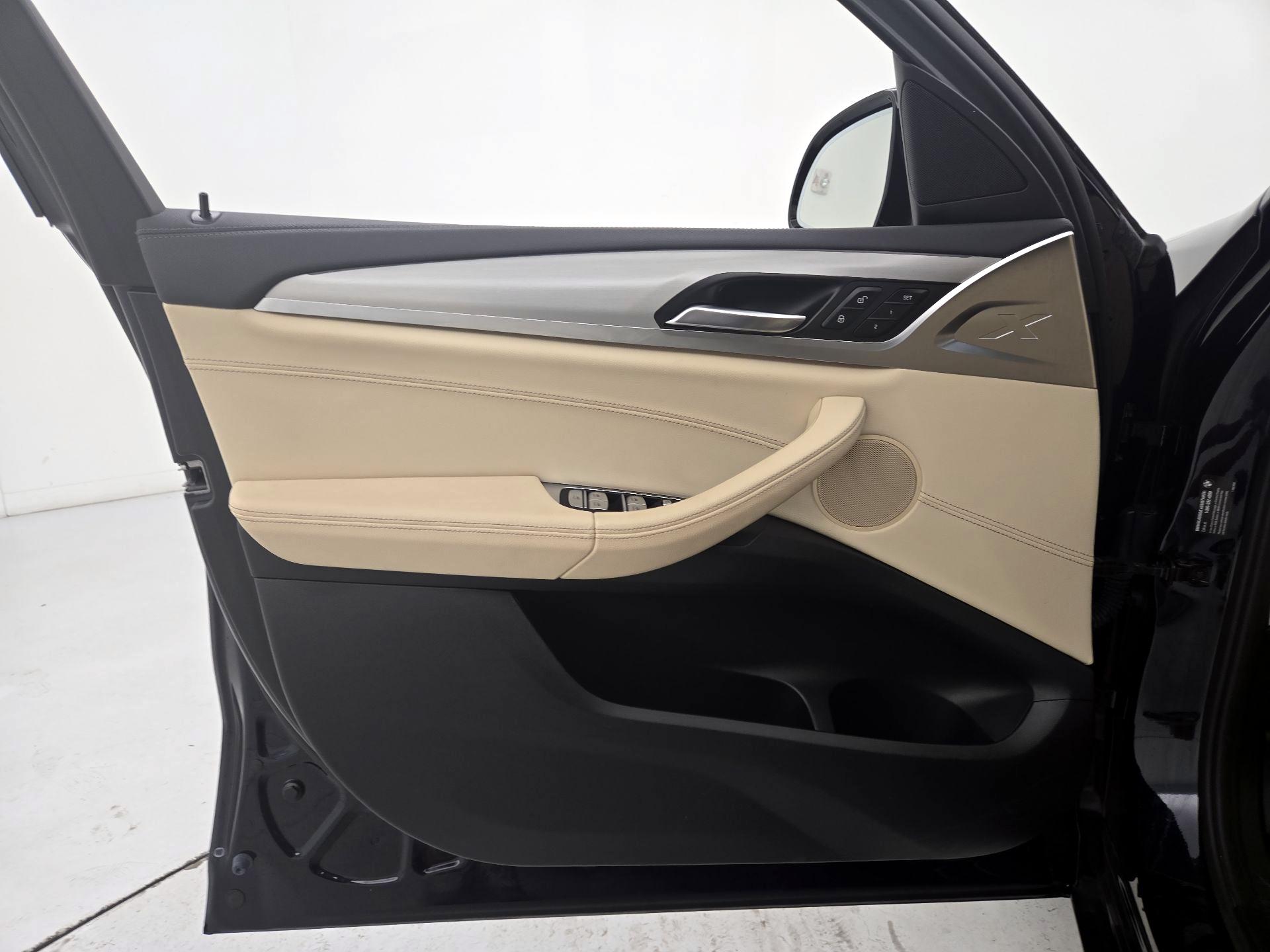 Thumbnail: 2021 BMW X4 - 12