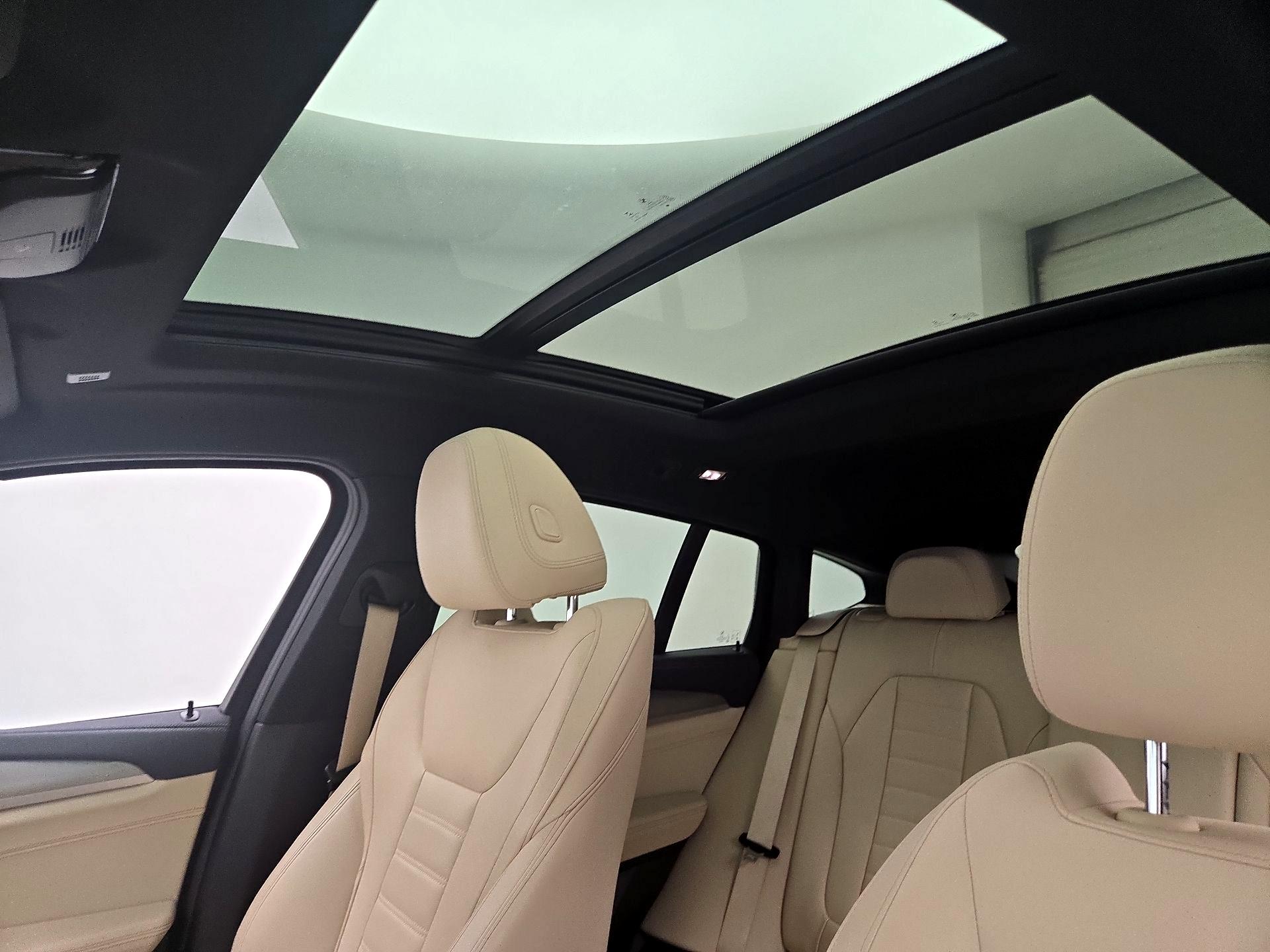 Thumbnail: 2021 BMW X4 - 20