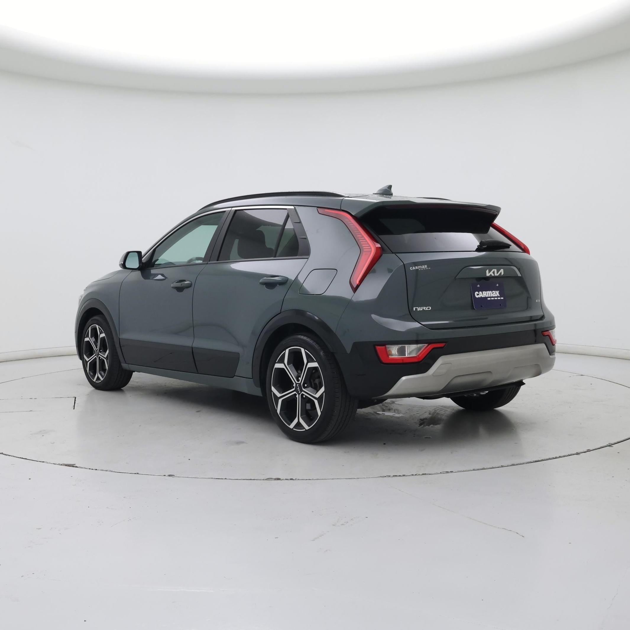 Thumbnail: 2023 Kia Niro - 2