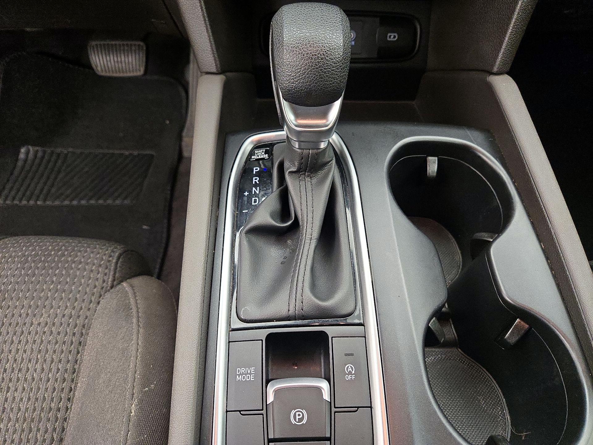 Thumbnail: 2019 Hyundai Santa Fe - 17