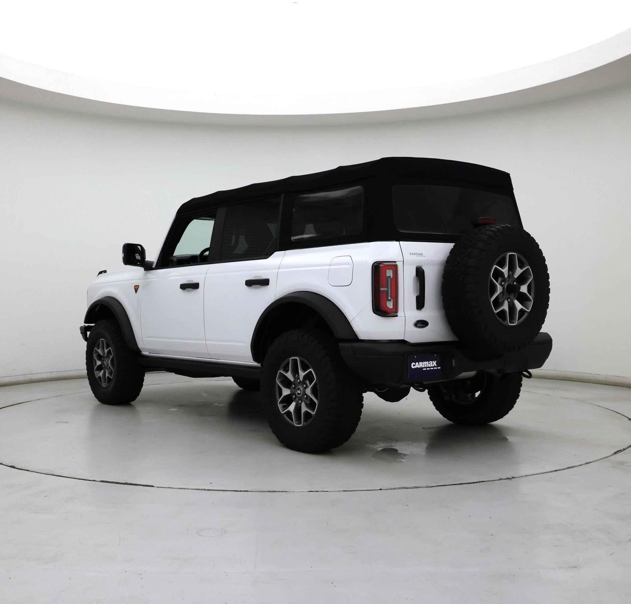 Thumbnail: 2023 Ford Bronco - 2