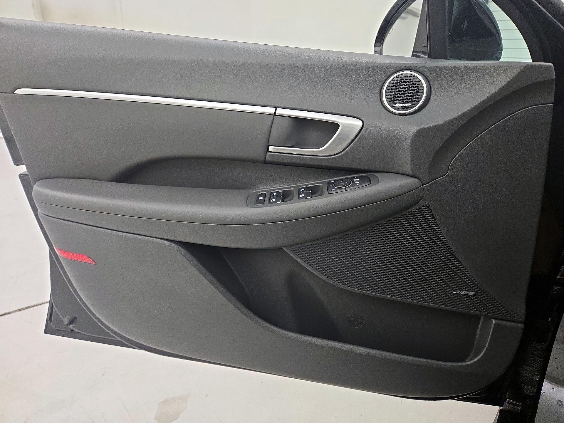 Thumbnail: 2022 Hyundai Sonata - 12