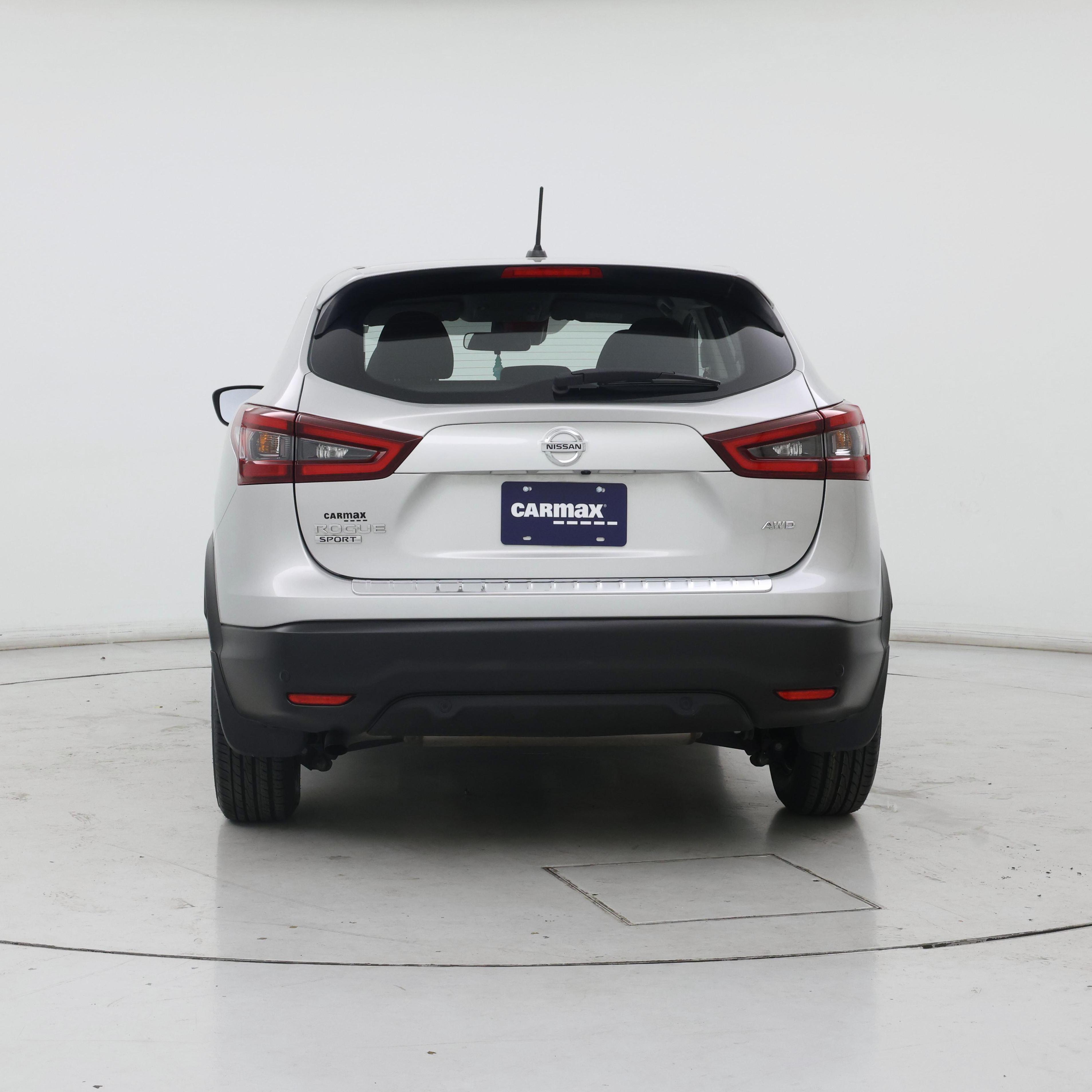 Thumbnail: 2020 Nissan Rogue Sport - 6