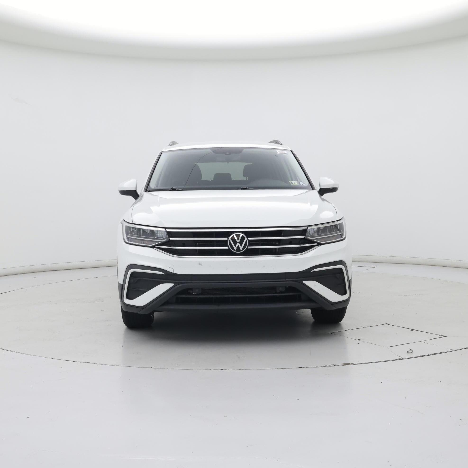 Thumbnail: 2023 Volkswagen Tiguan - 5