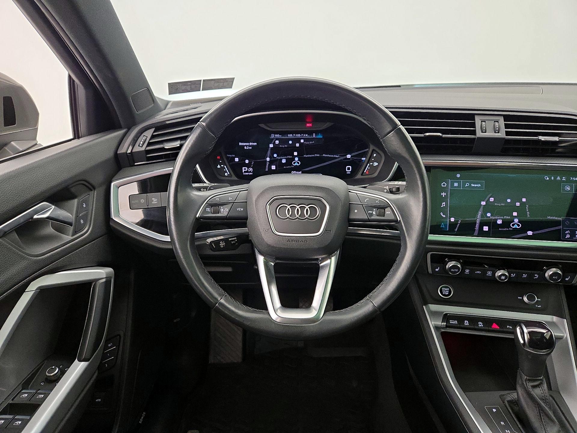 Thumbnail: 2022 Audi Q3 - 10