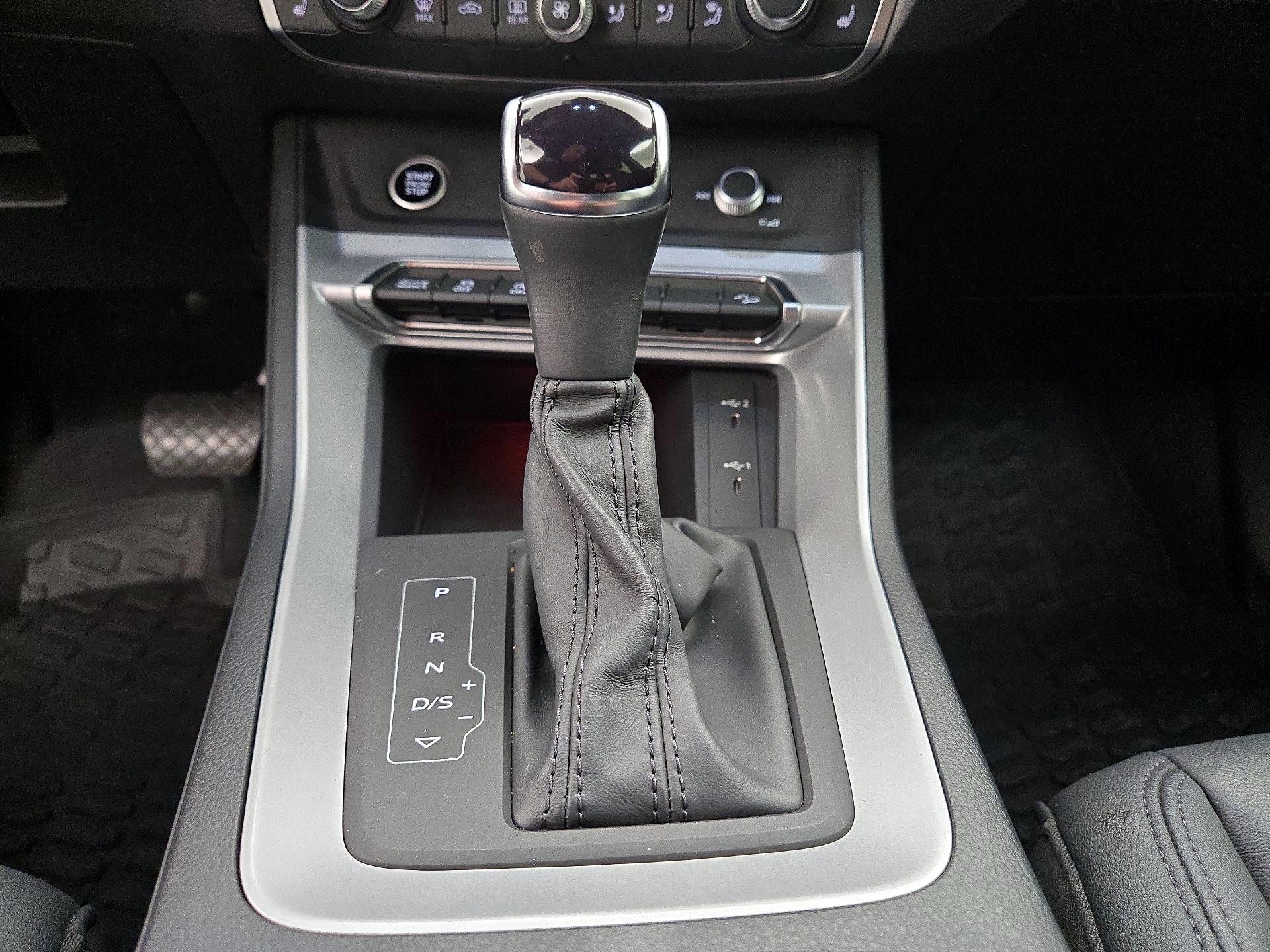 Thumbnail: 2022 Audi Q3 - 18