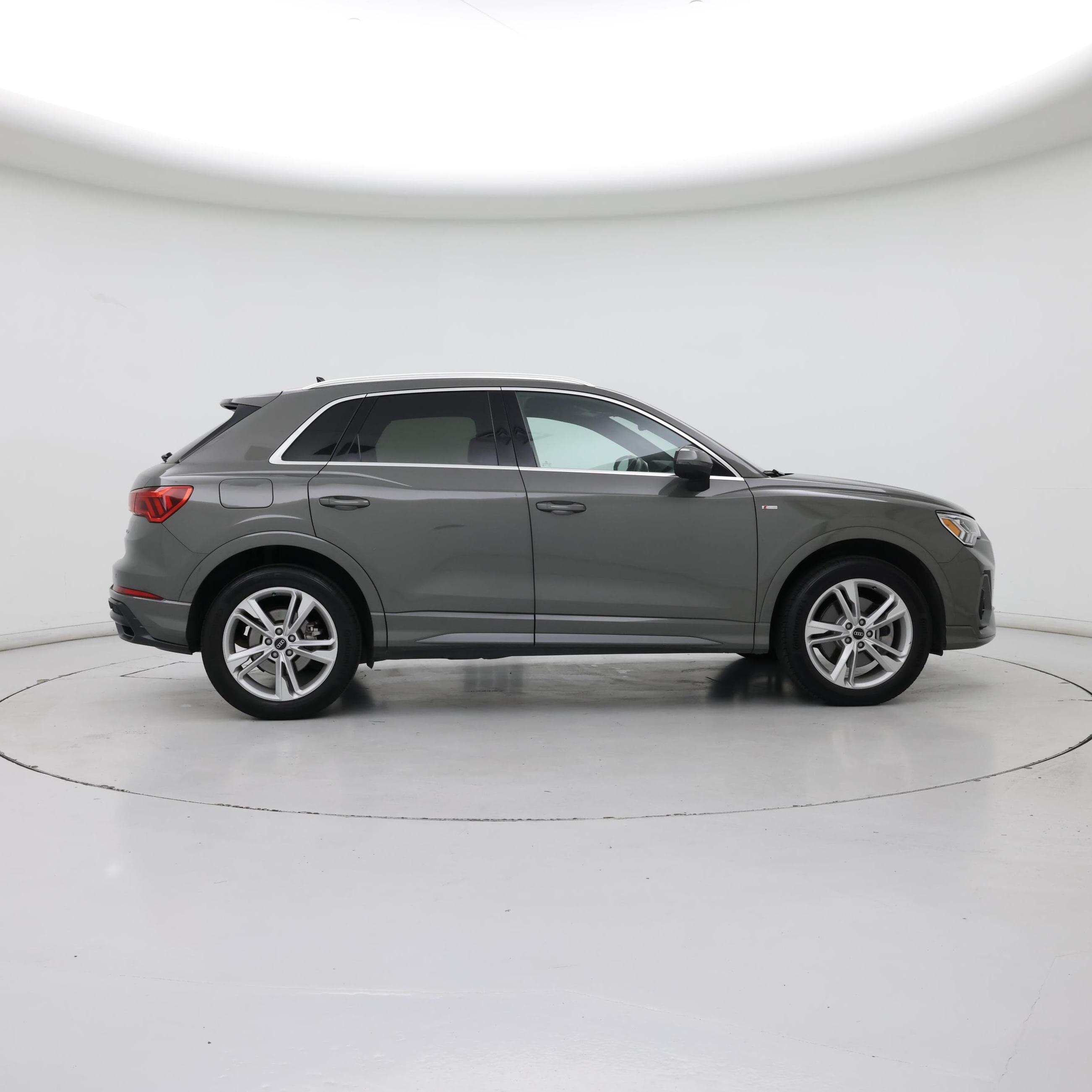 Thumbnail: 2022 Audi Q3 - 7