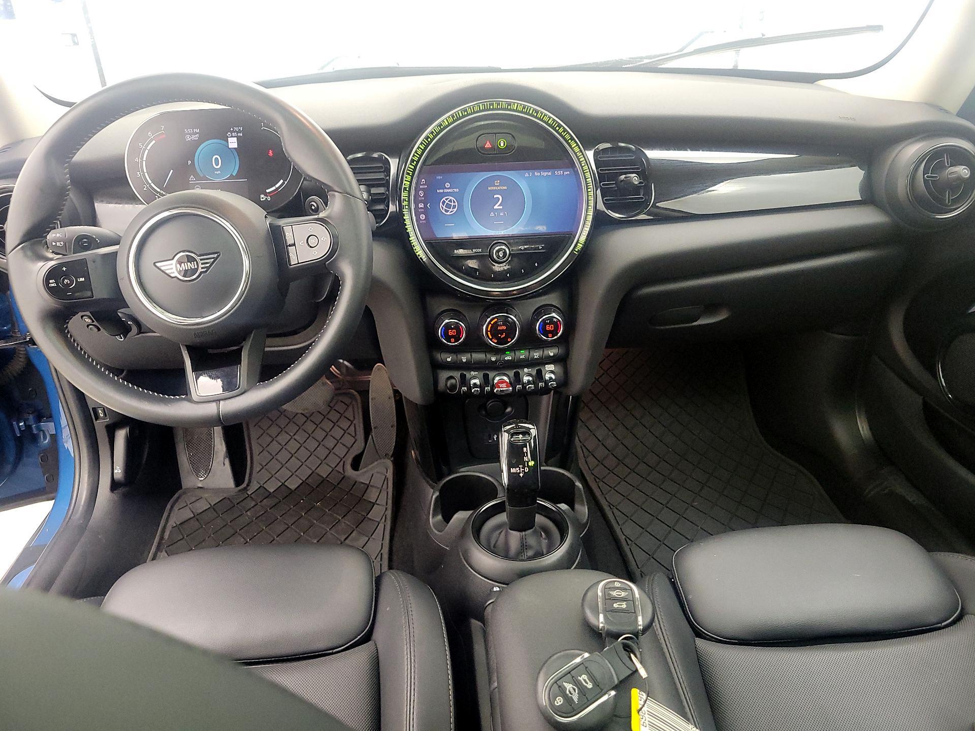 Thumbnail: 2022 MINI Cooper Hardtop - 9