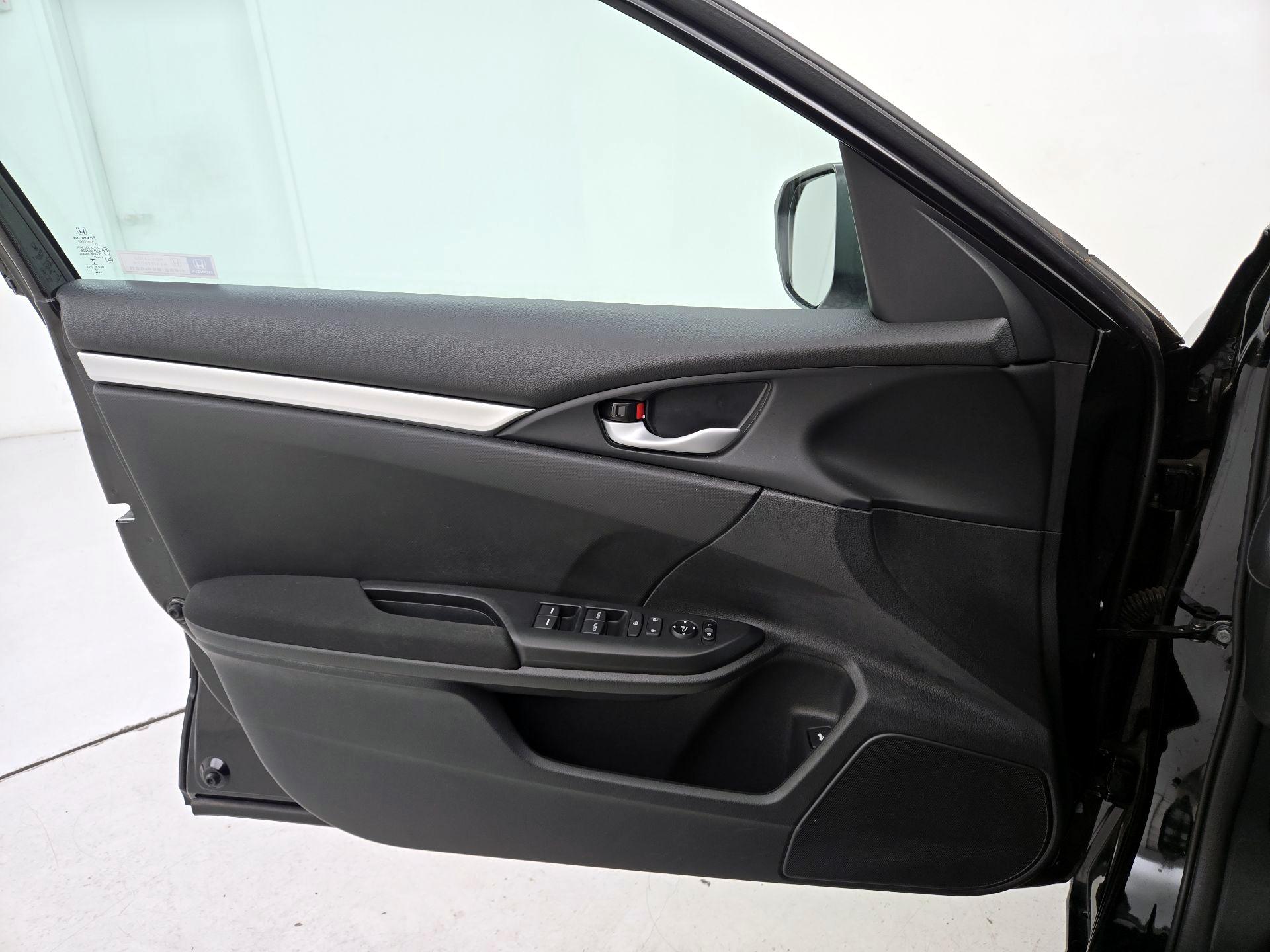 Thumbnail: 2018 Honda Civic - 12