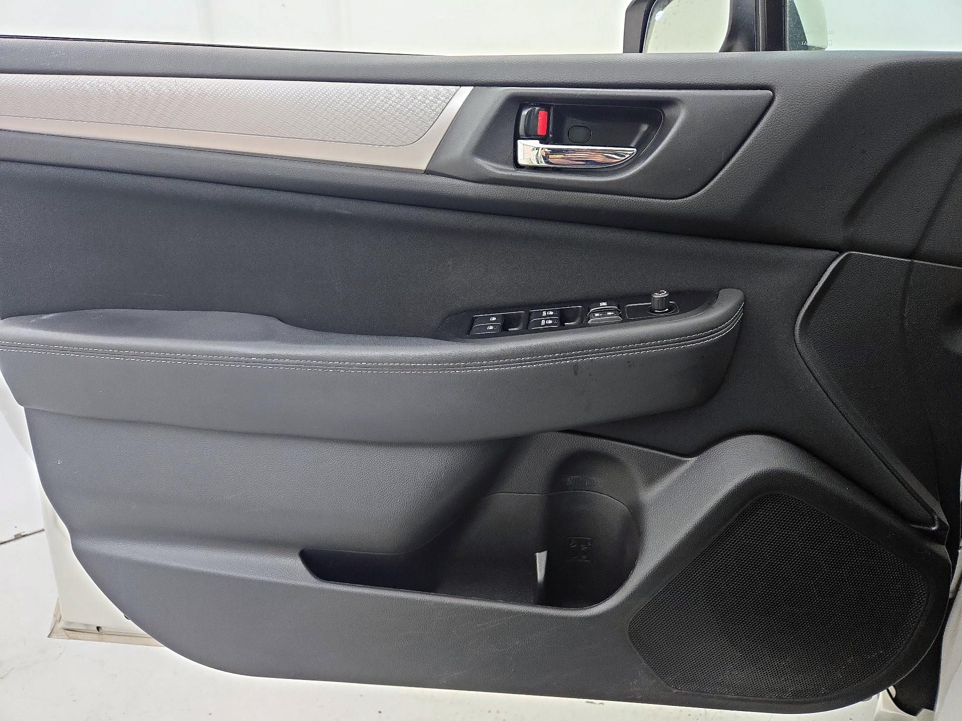 Thumbnail: 2016 Subaru Legacy - 12
