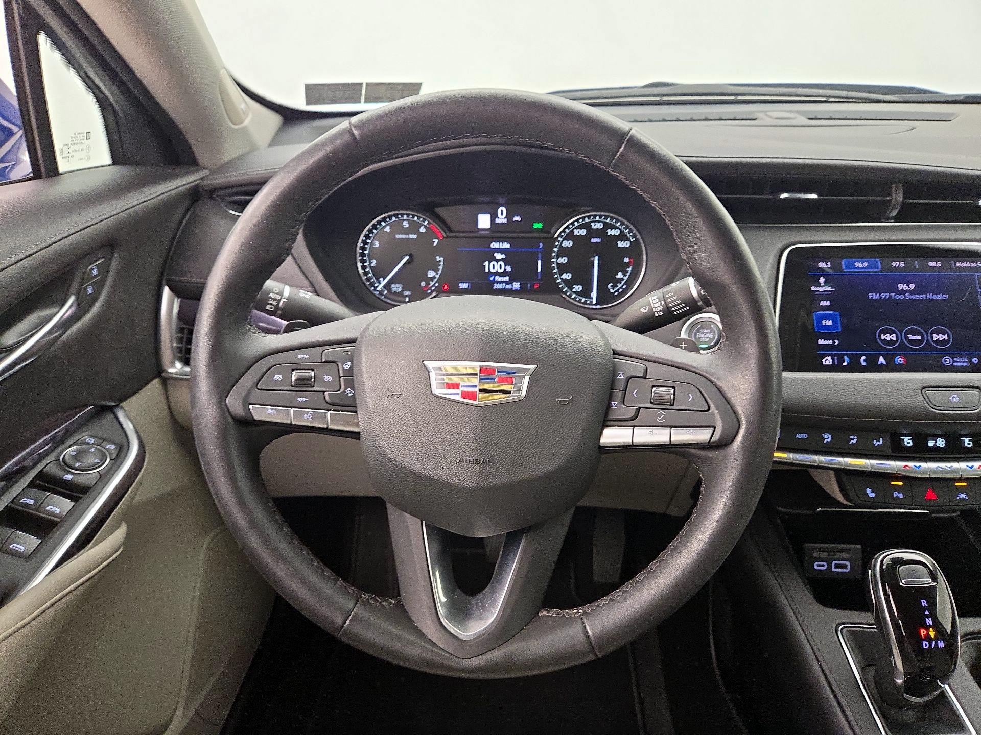 Thumbnail: 2023 Cadillac XT4 - 10
