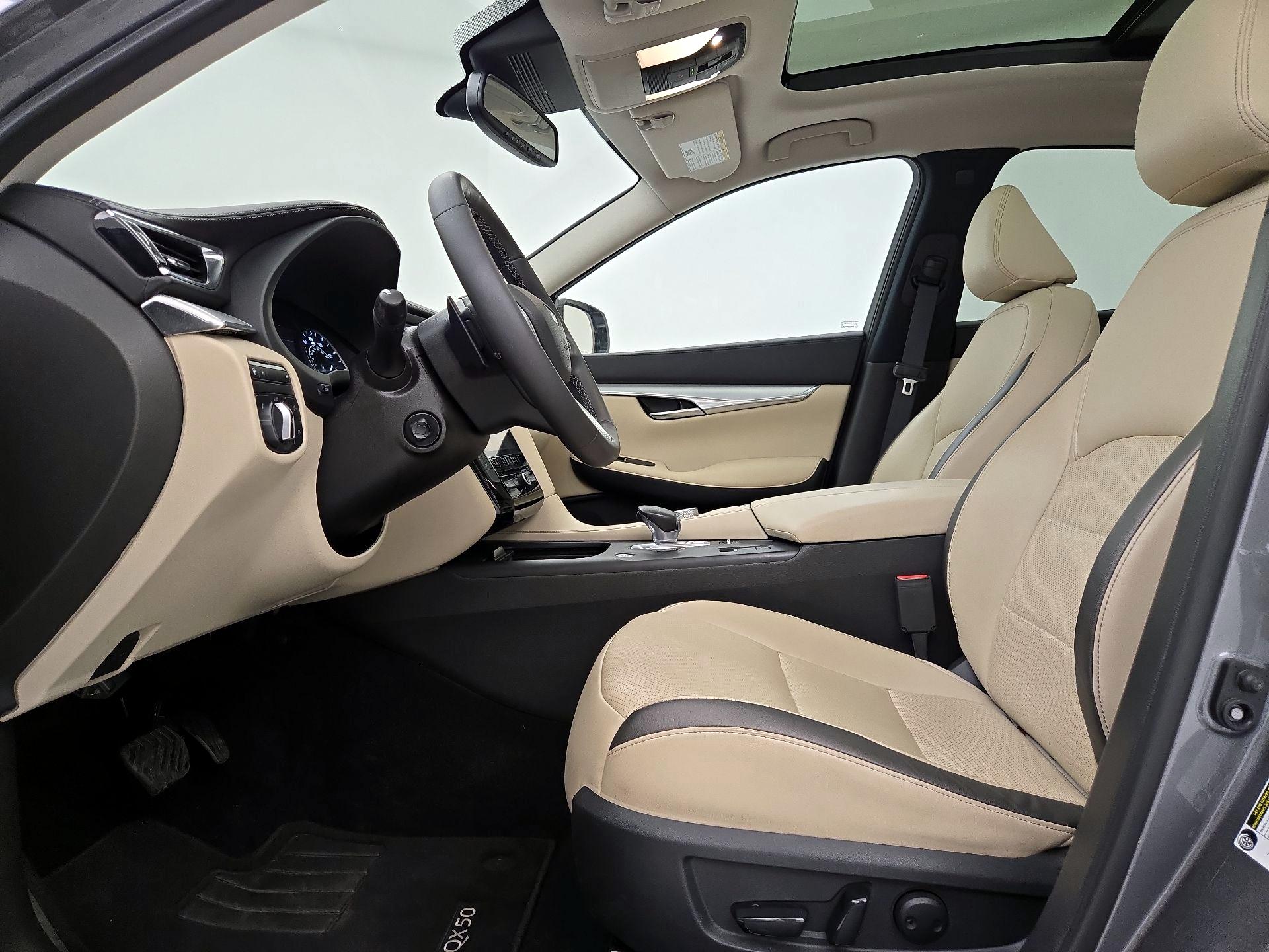 Thumbnail: 2021 INFINITI QX50 - 11