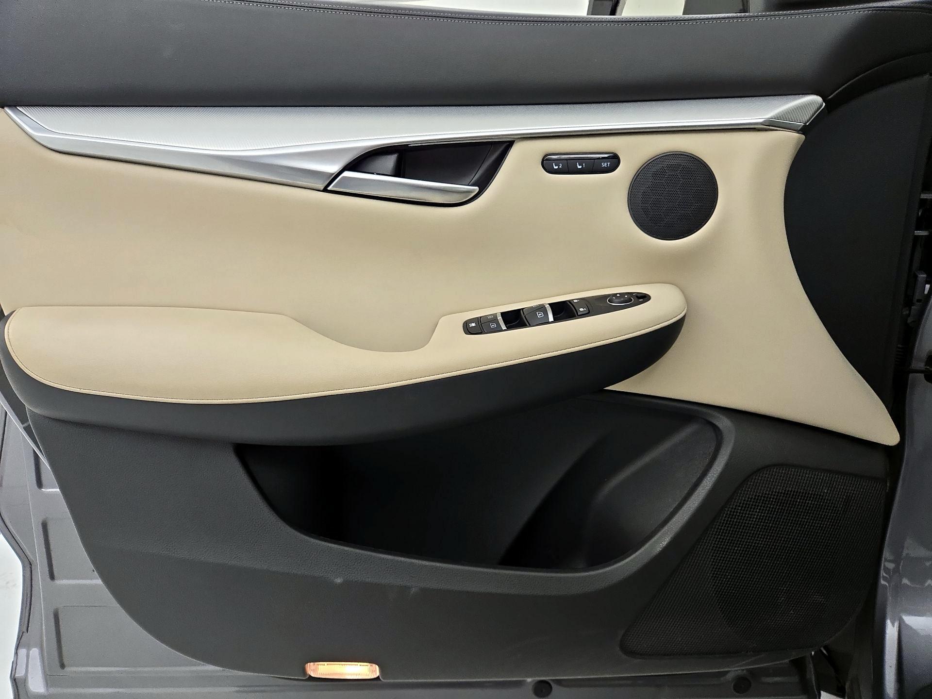 Thumbnail: 2021 INFINITI QX50 - 12