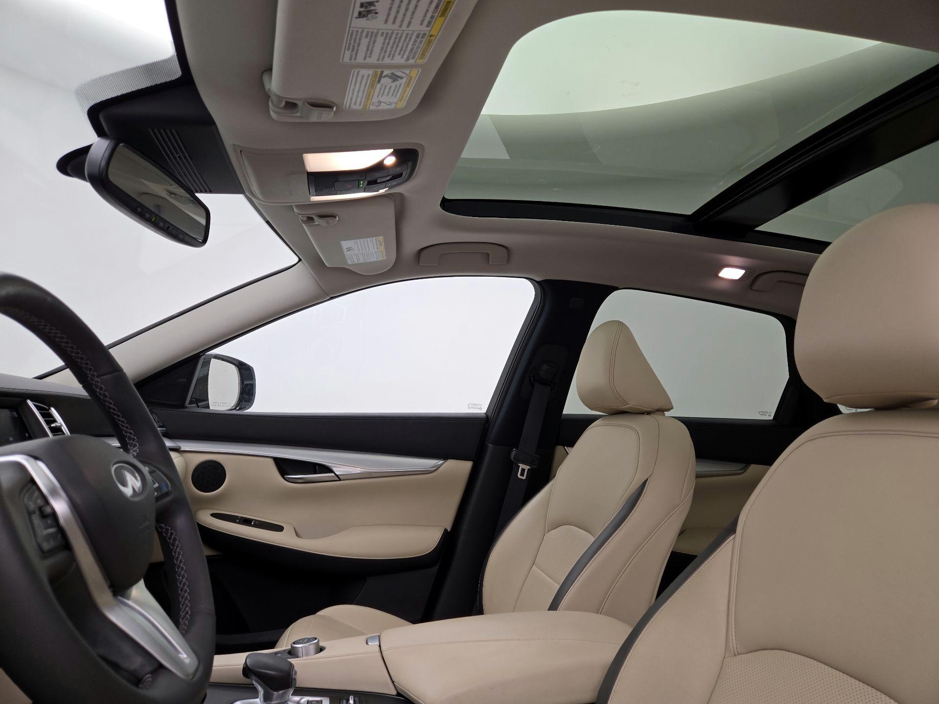 Thumbnail: 2021 INFINITI QX50 - 20