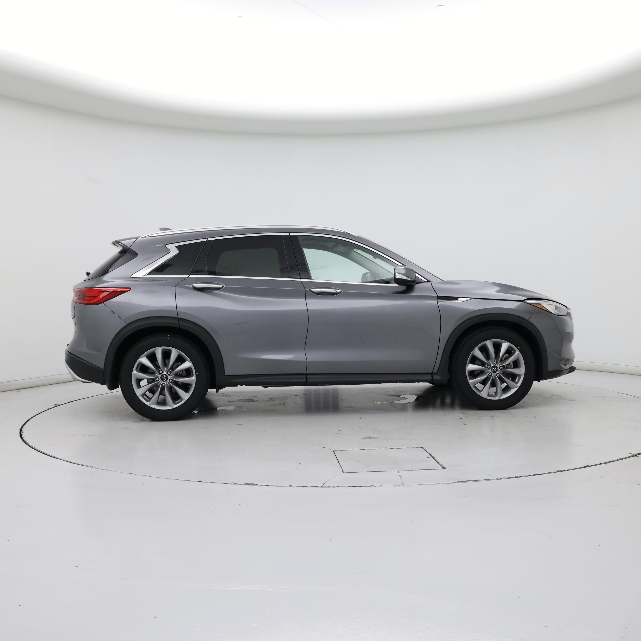 Thumbnail: 2021 INFINITI QX50 - 7