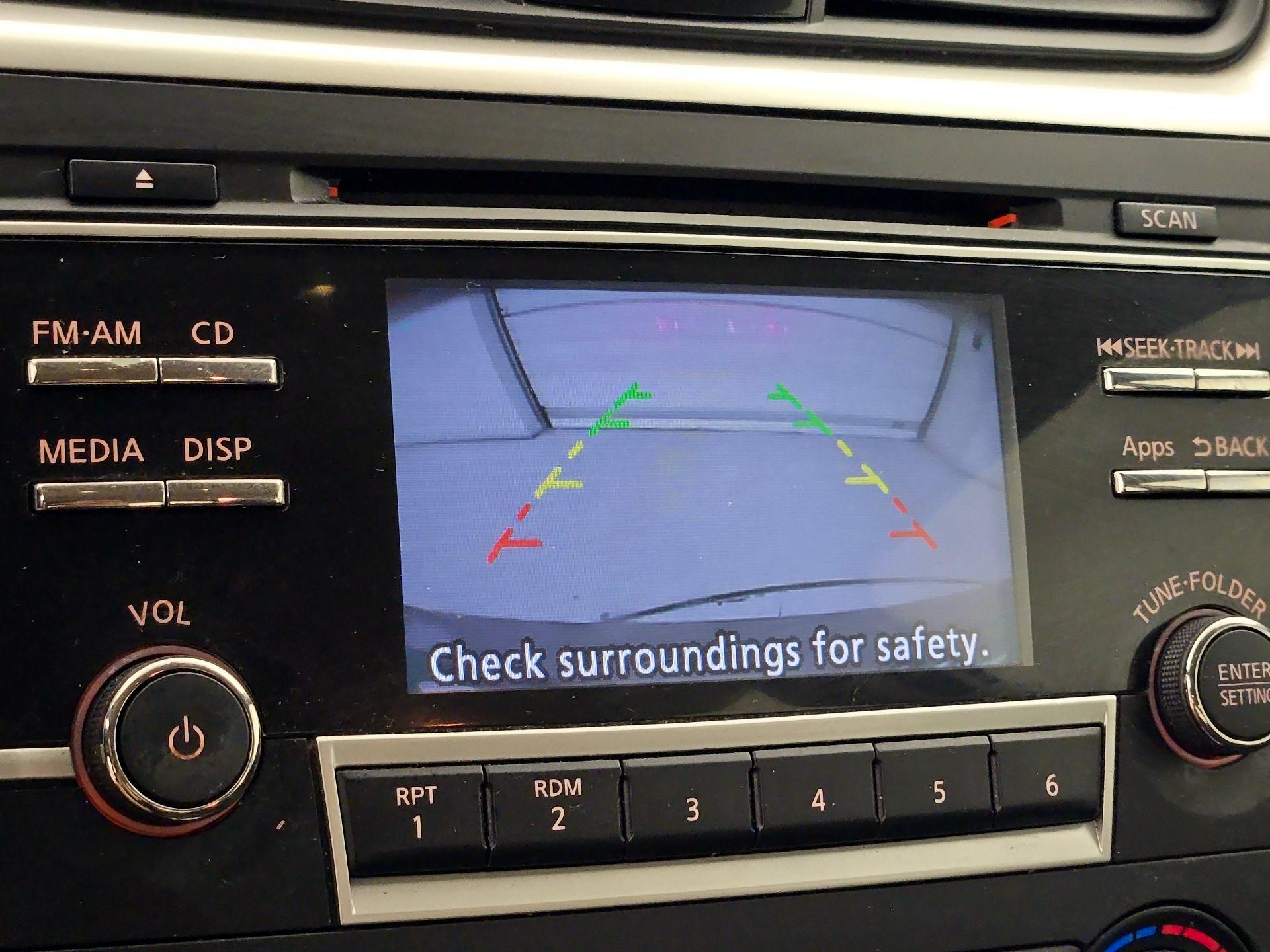 Thumbnail: 2016 Nissan Altima - 13