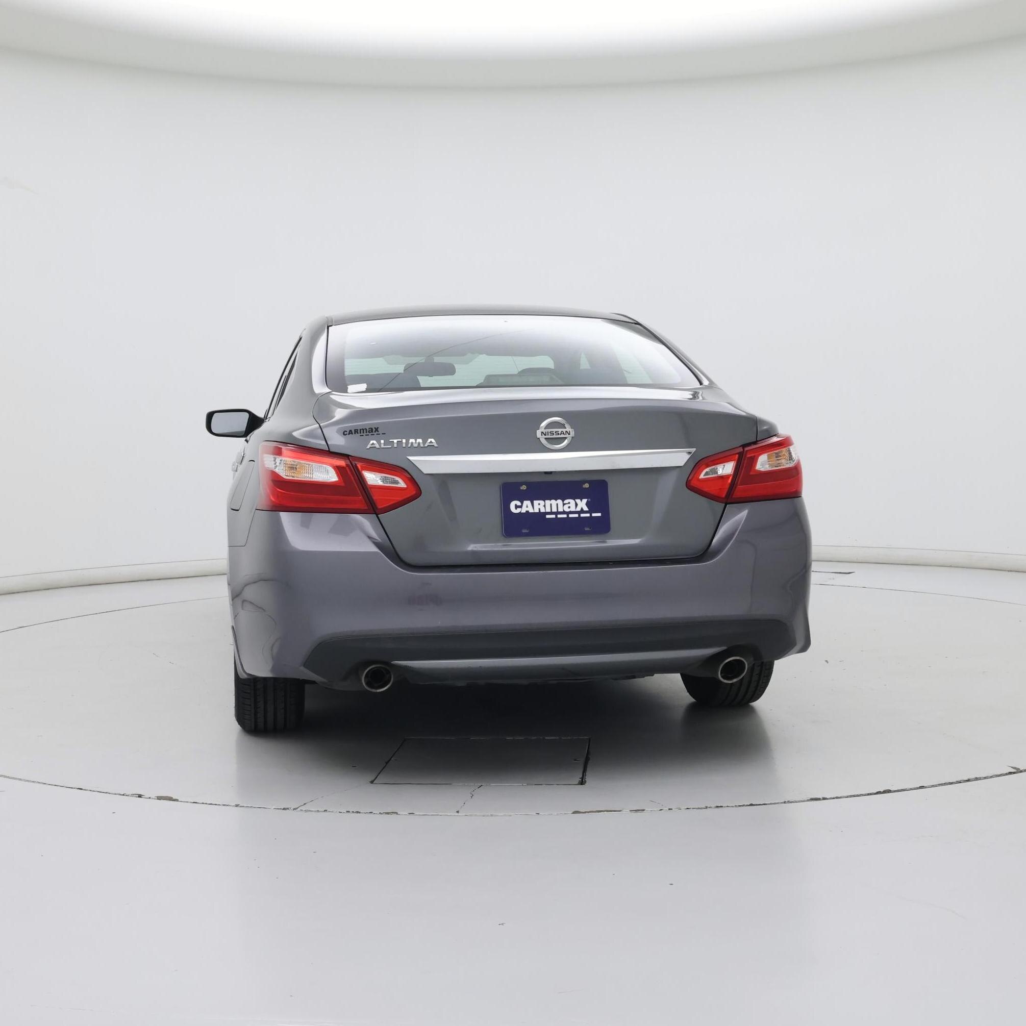 Thumbnail: 2016 Nissan Altima - 6