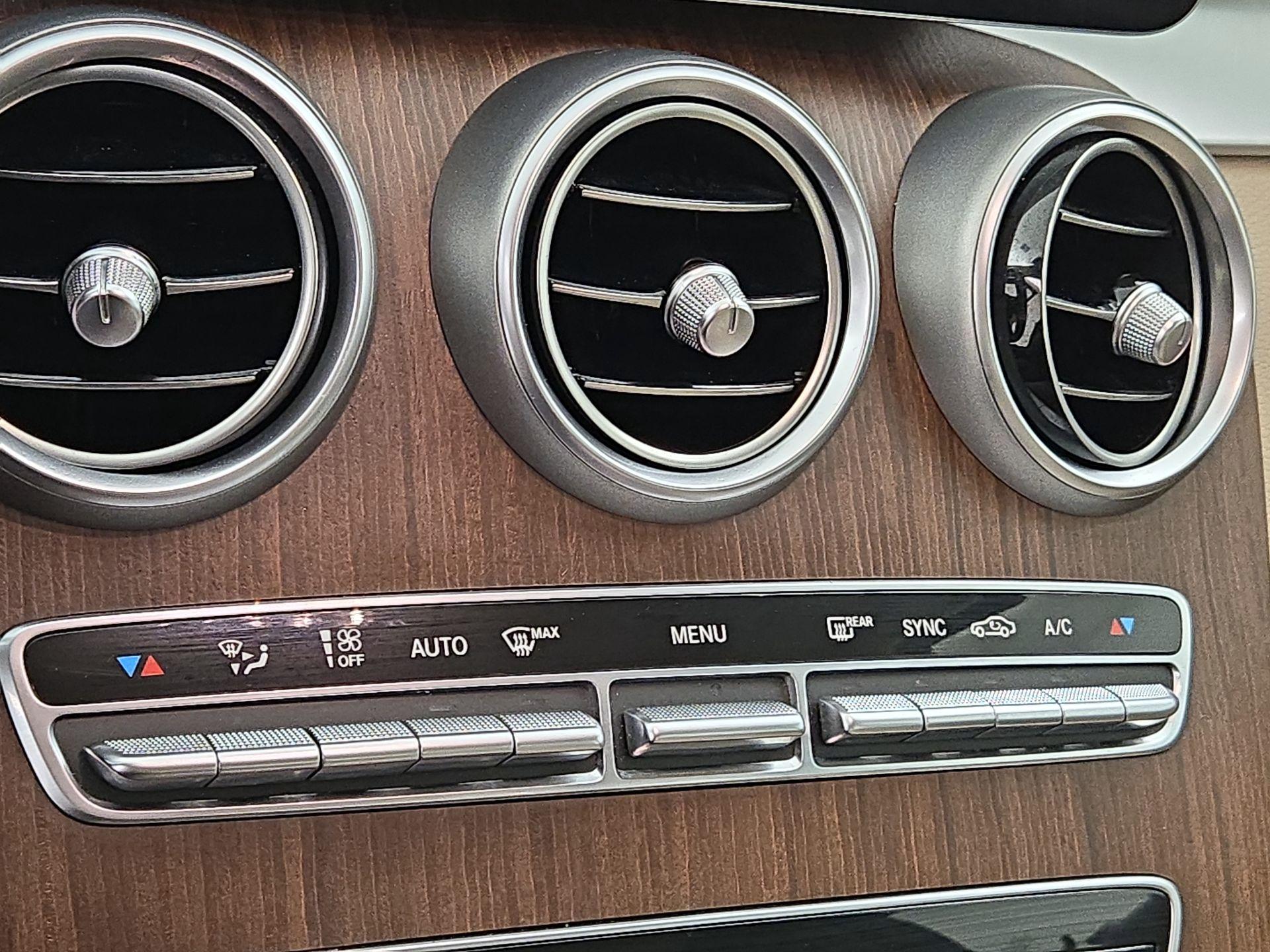 Thumbnail: 2021 Mercedes-Benz C-Class - 16