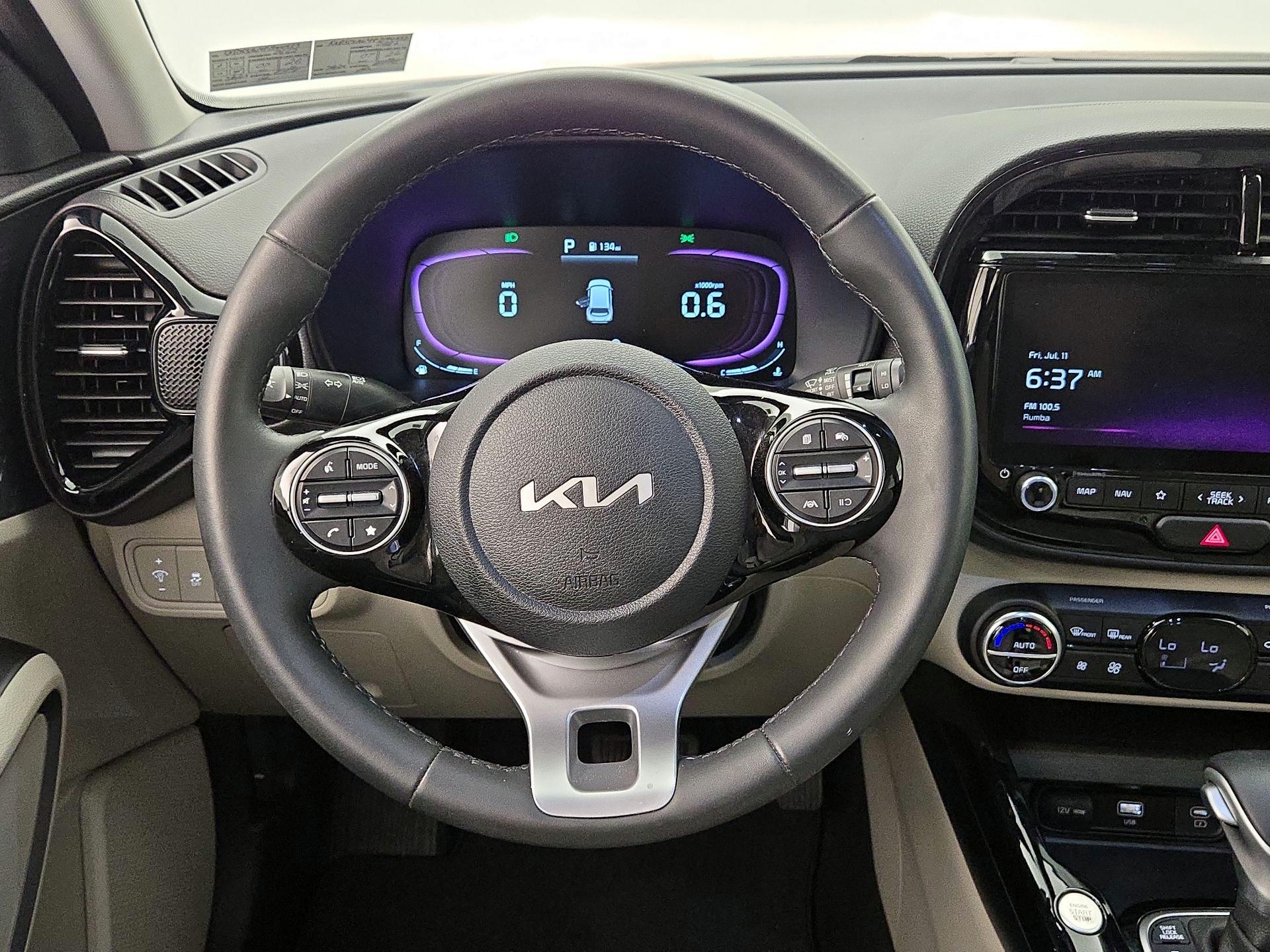 Thumbnail: 2023 Kia Soul - 10