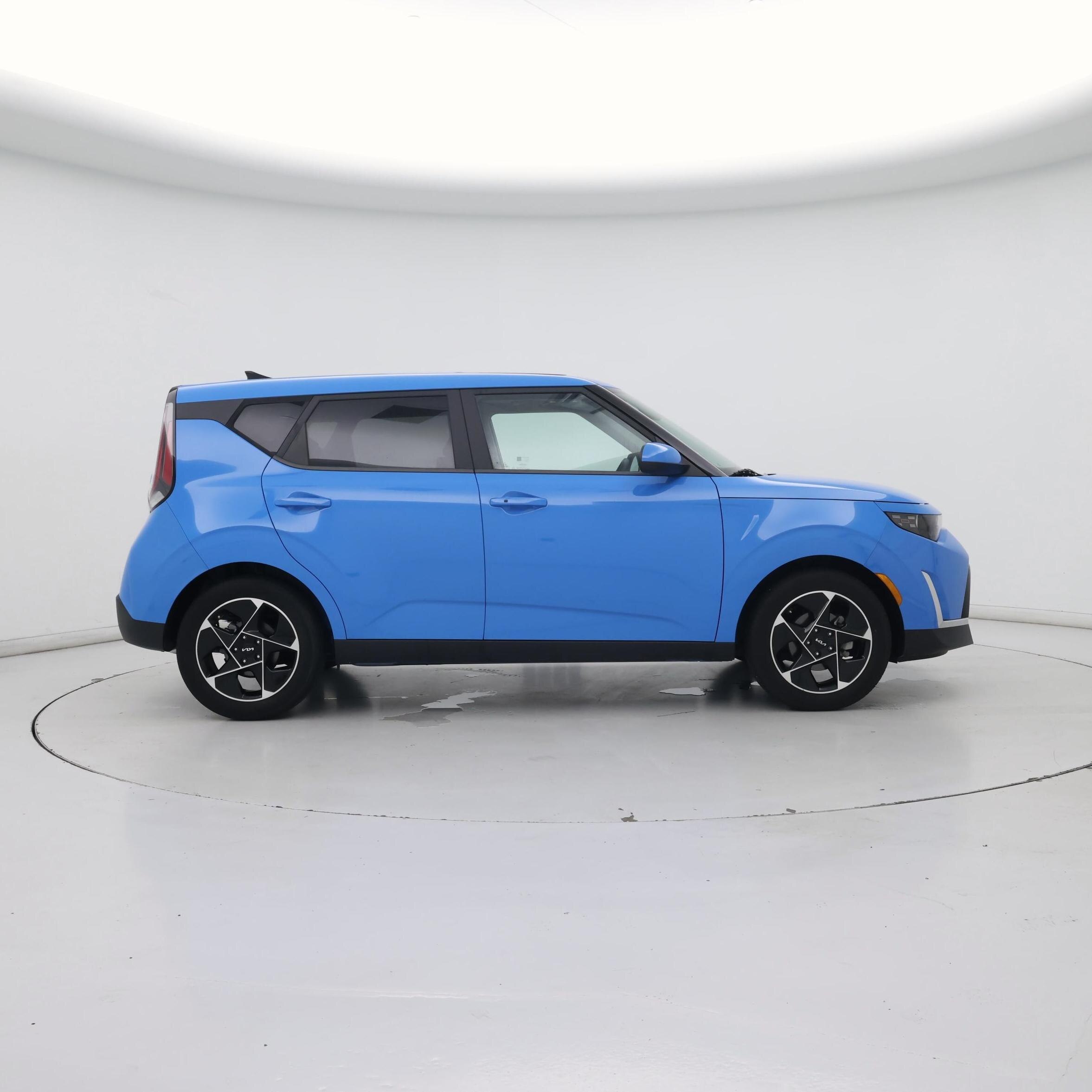 Thumbnail: 2023 Kia Soul - 7