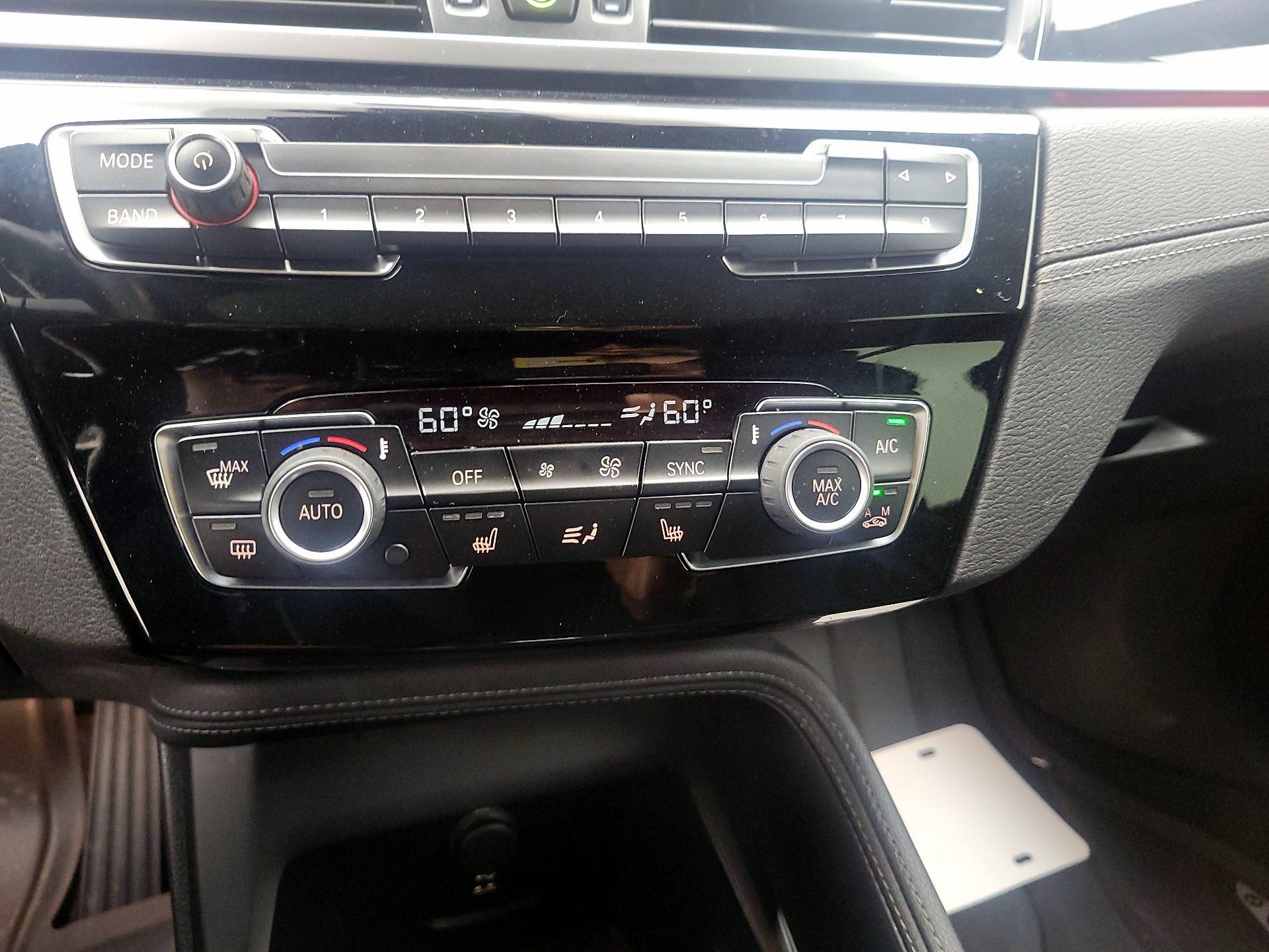 Thumbnail: 2022 BMW X2 - 17