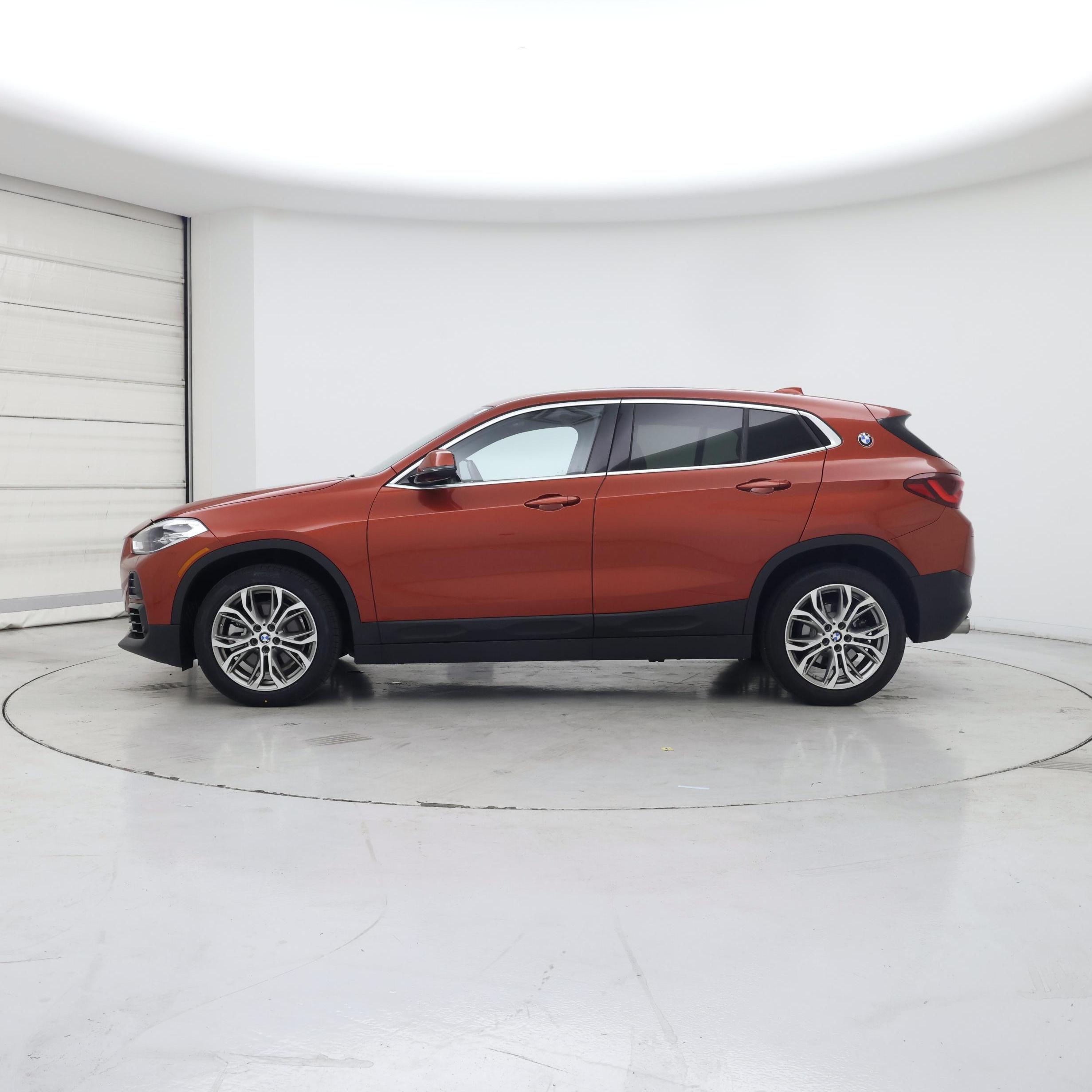 Thumbnail: 2022 BMW X2 - 3