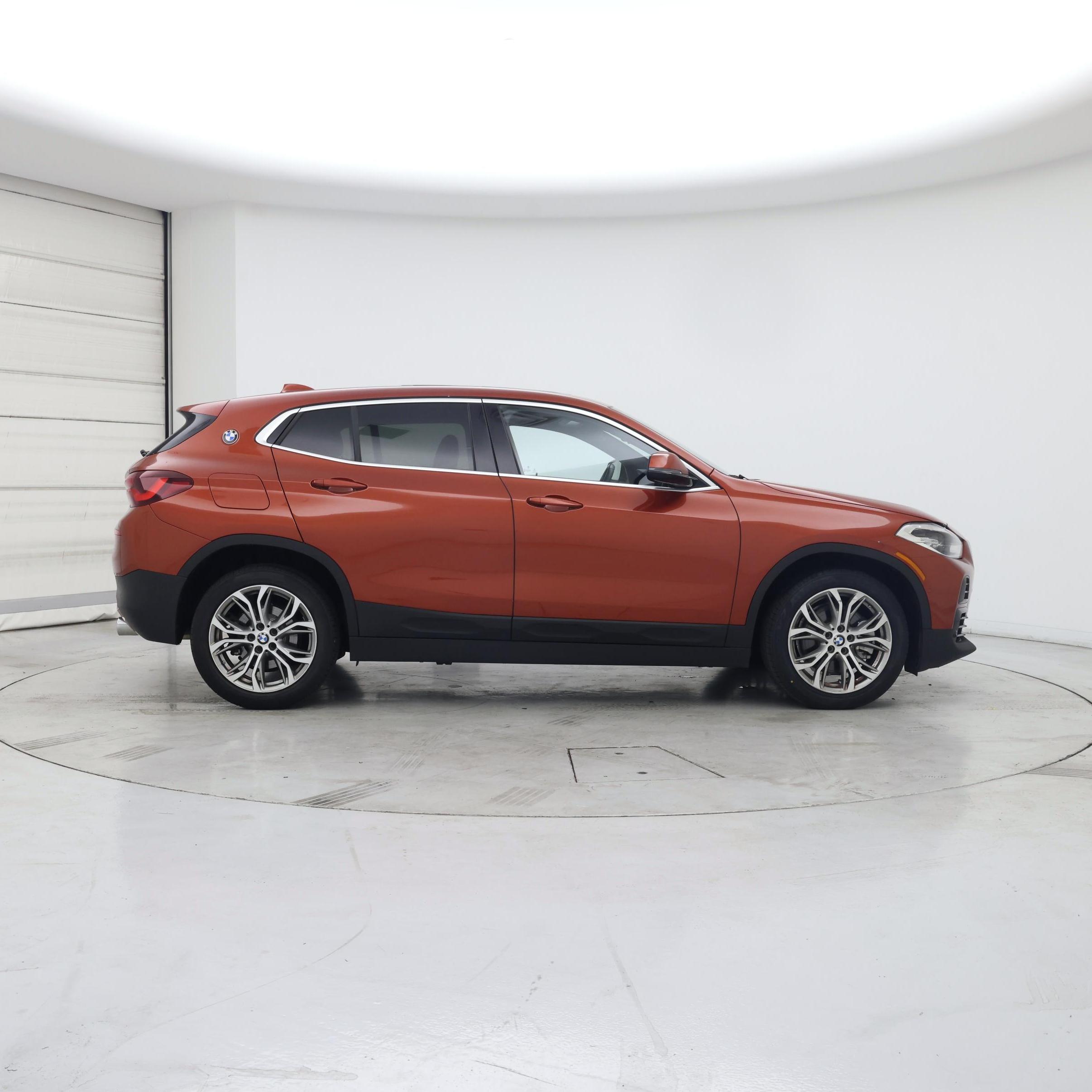 Thumbnail: 2022 BMW X2 - 7
