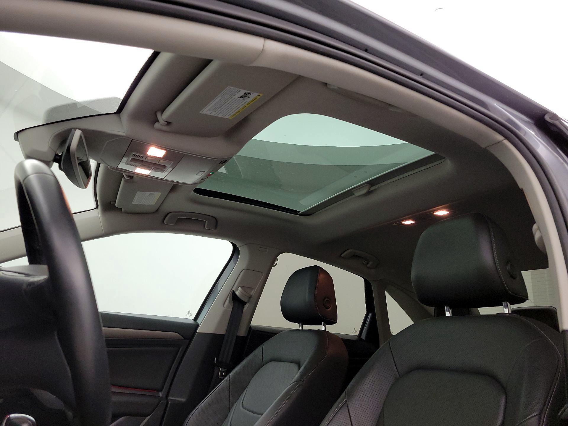 Thumbnail: 2019 Volkswagen Jetta - 19