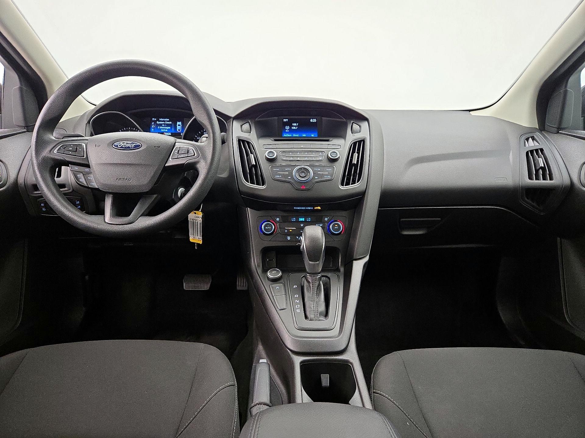 Thumbnail: 2017 Ford Focus - 9