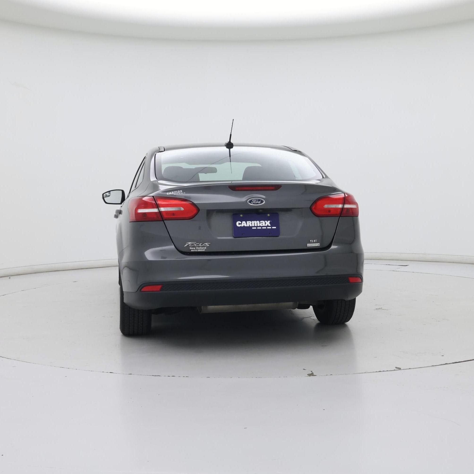 Thumbnail: 2017 Ford Focus - 6