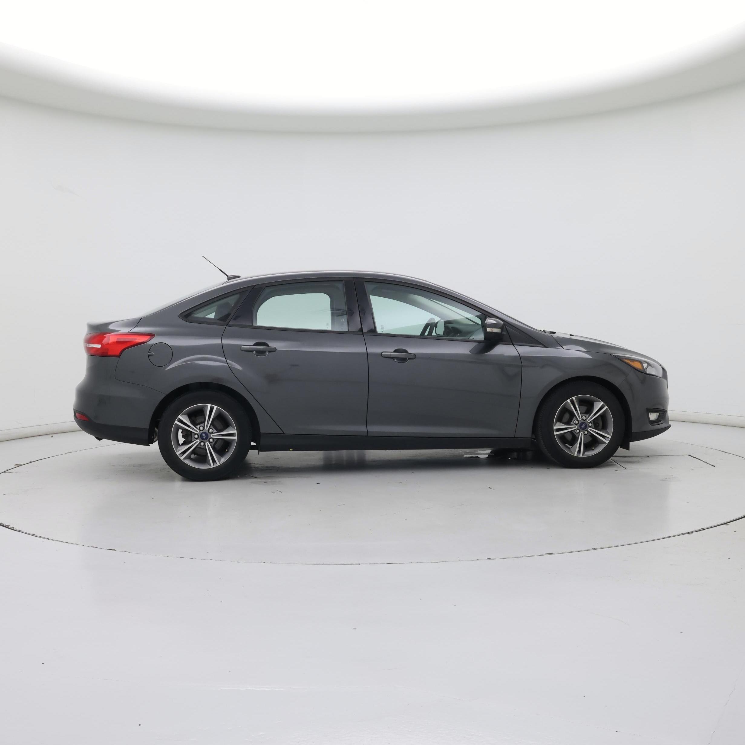 Thumbnail: 2017 Ford Focus - 7