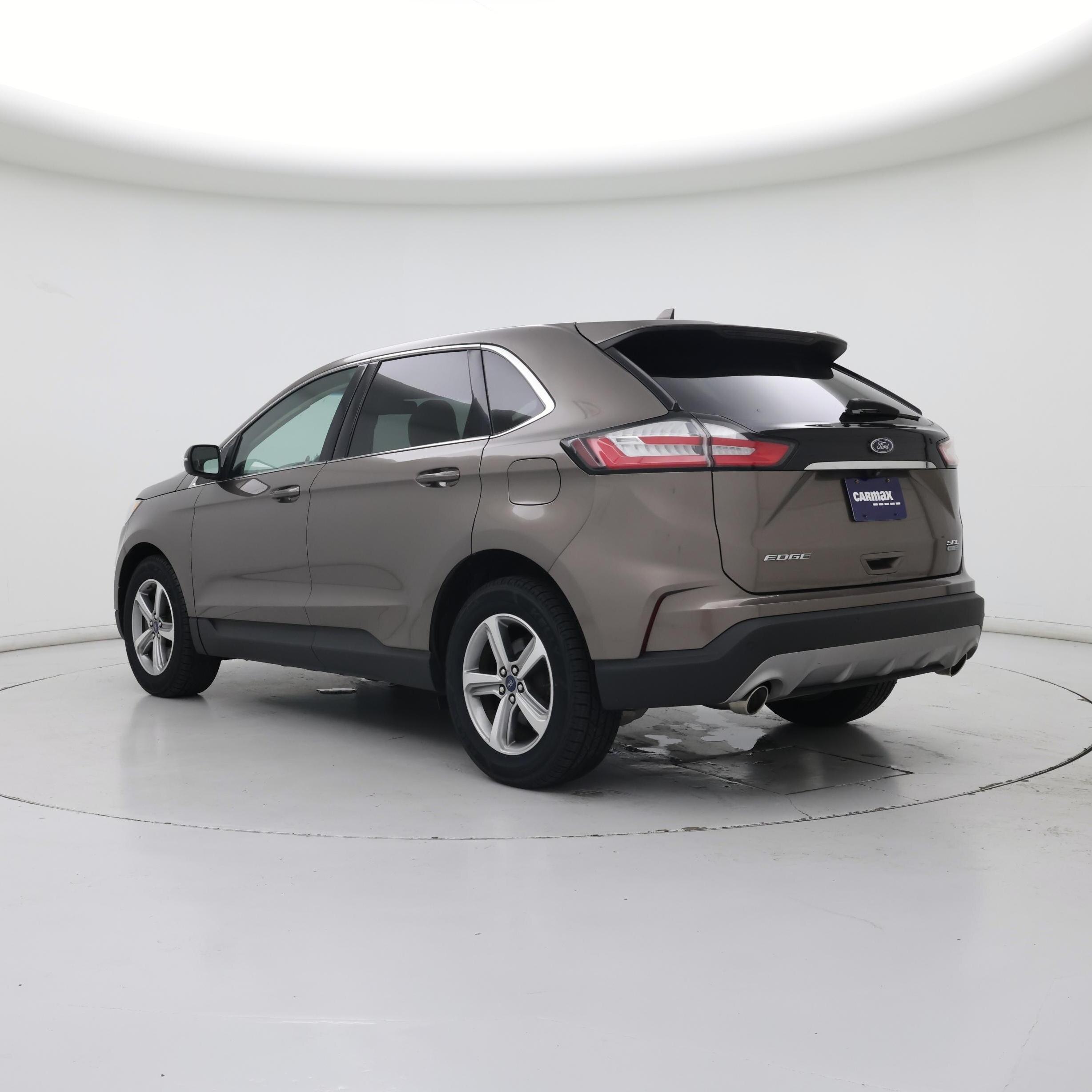 Thumbnail: 2019 Ford Edge - 2
