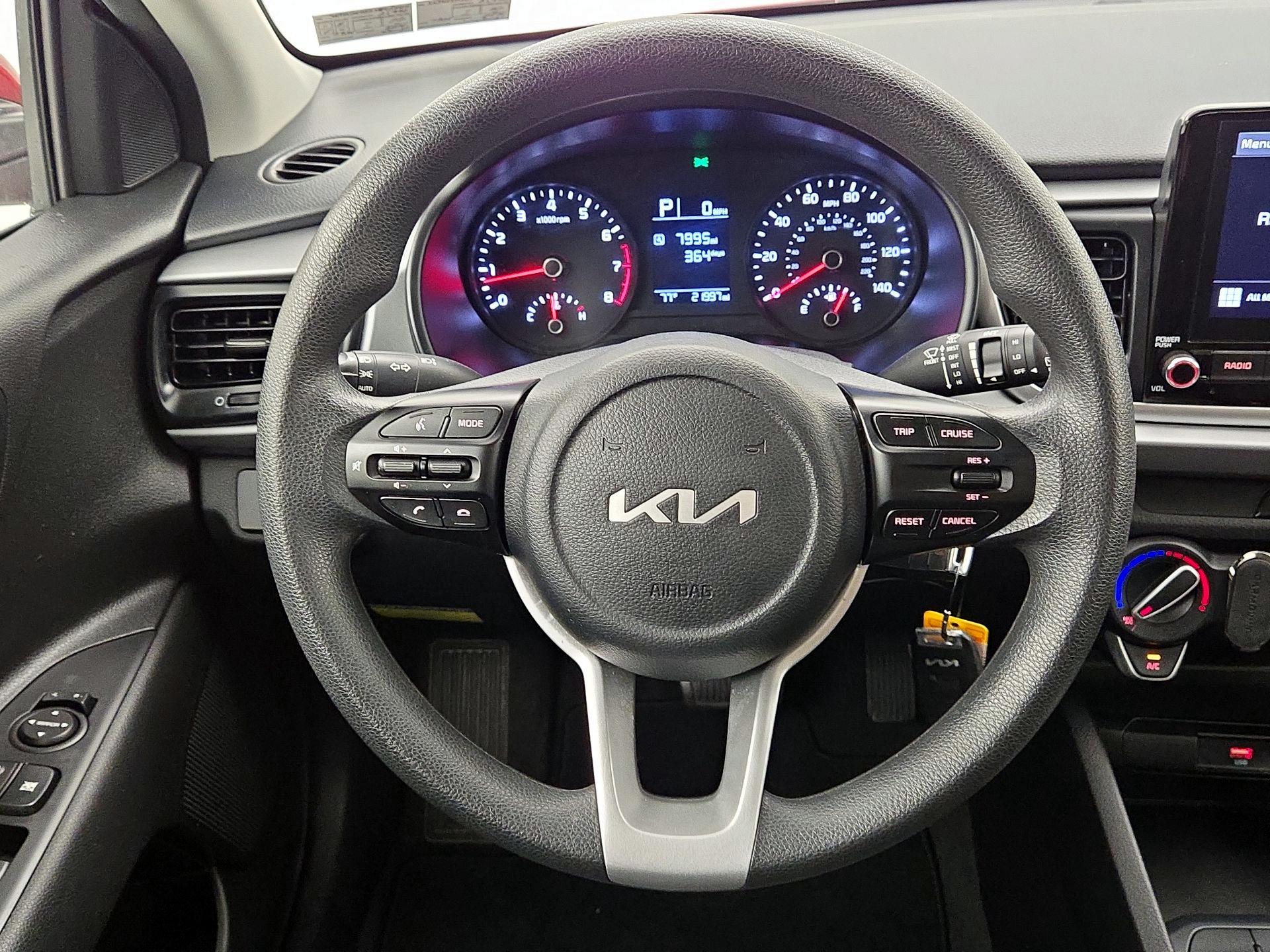 Thumbnail: 2022 Kia Rio5 - 10