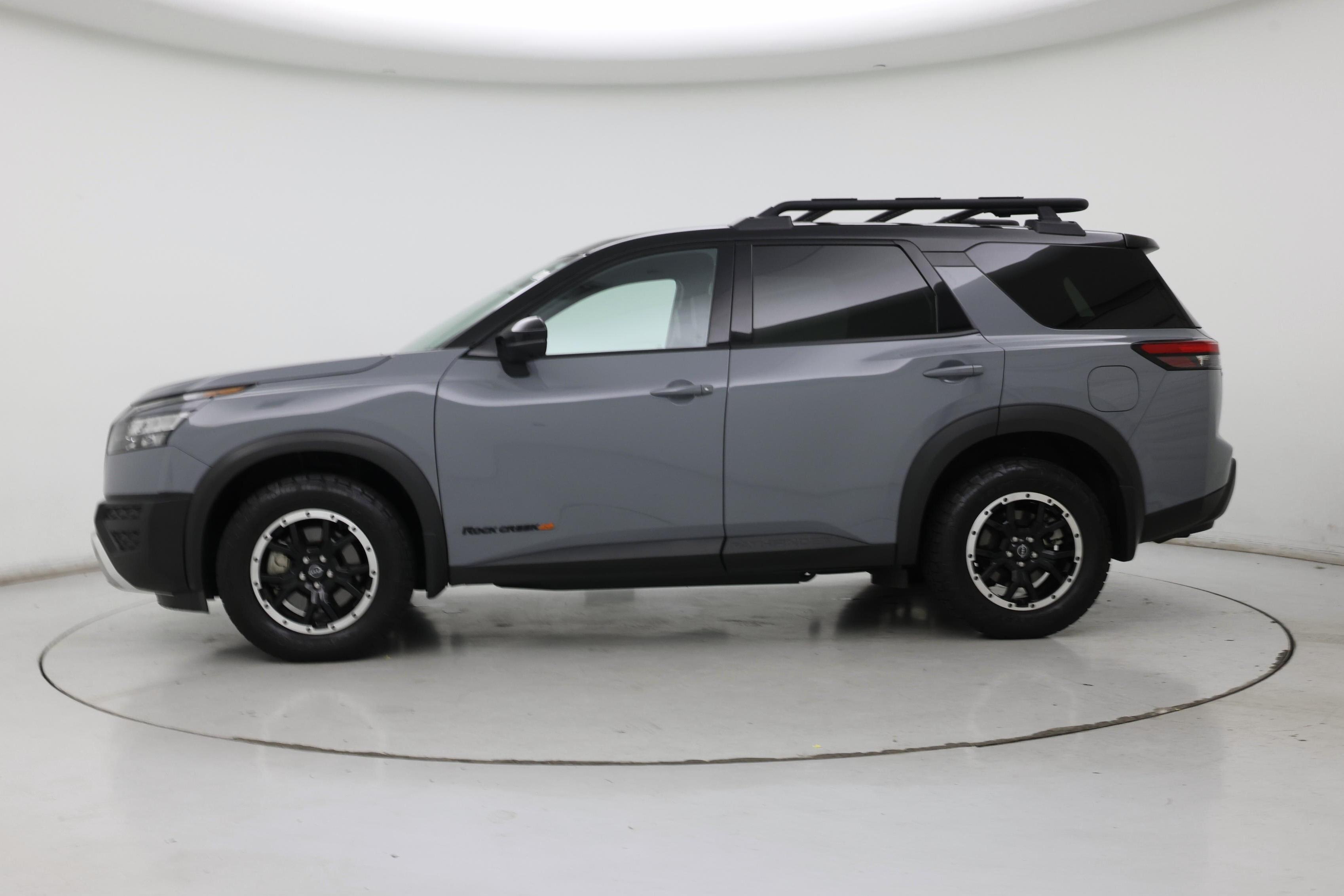 Thumbnail: 2023 Nissan Pathfinder - 3