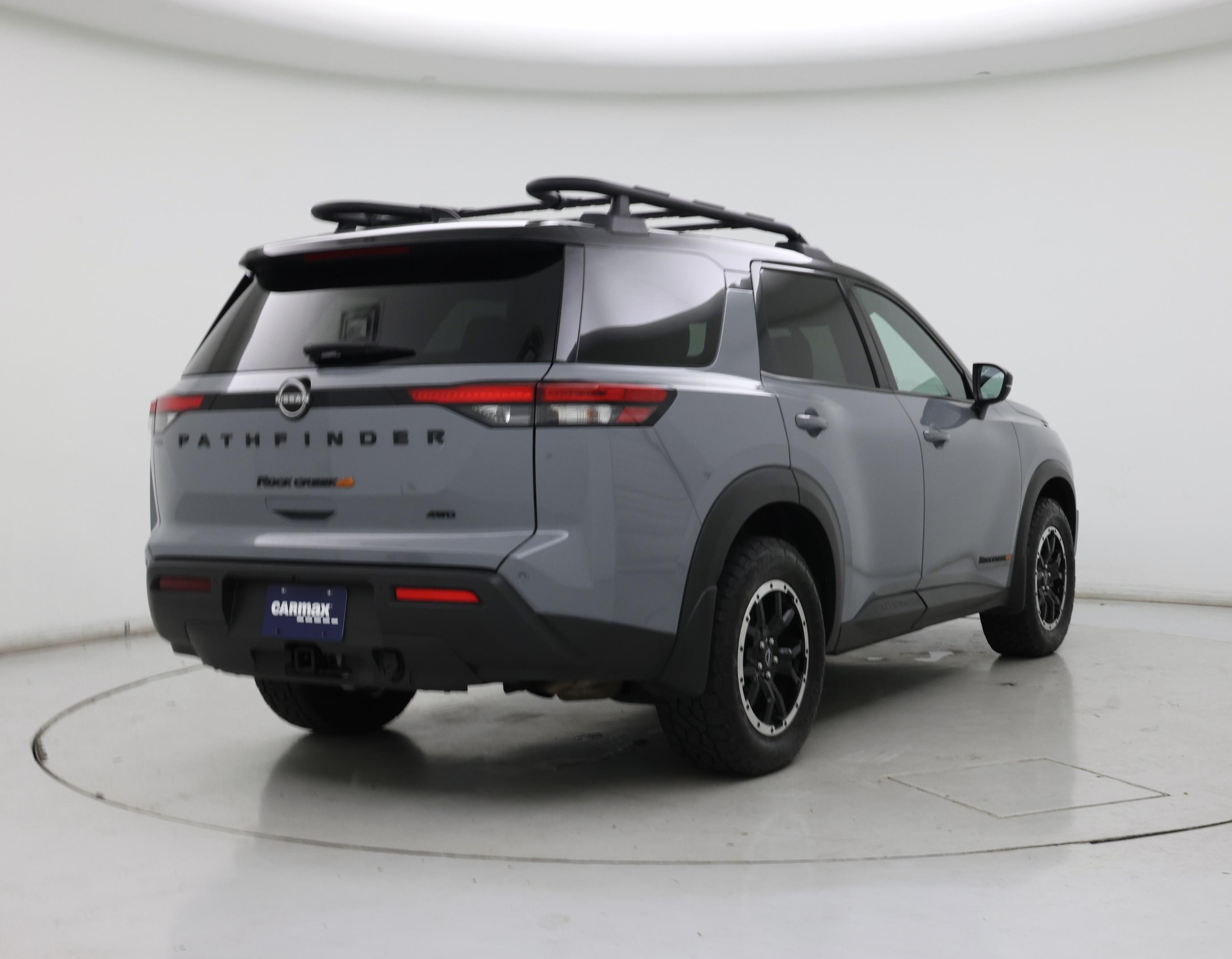 Thumbnail: 2023 Nissan Pathfinder - 8