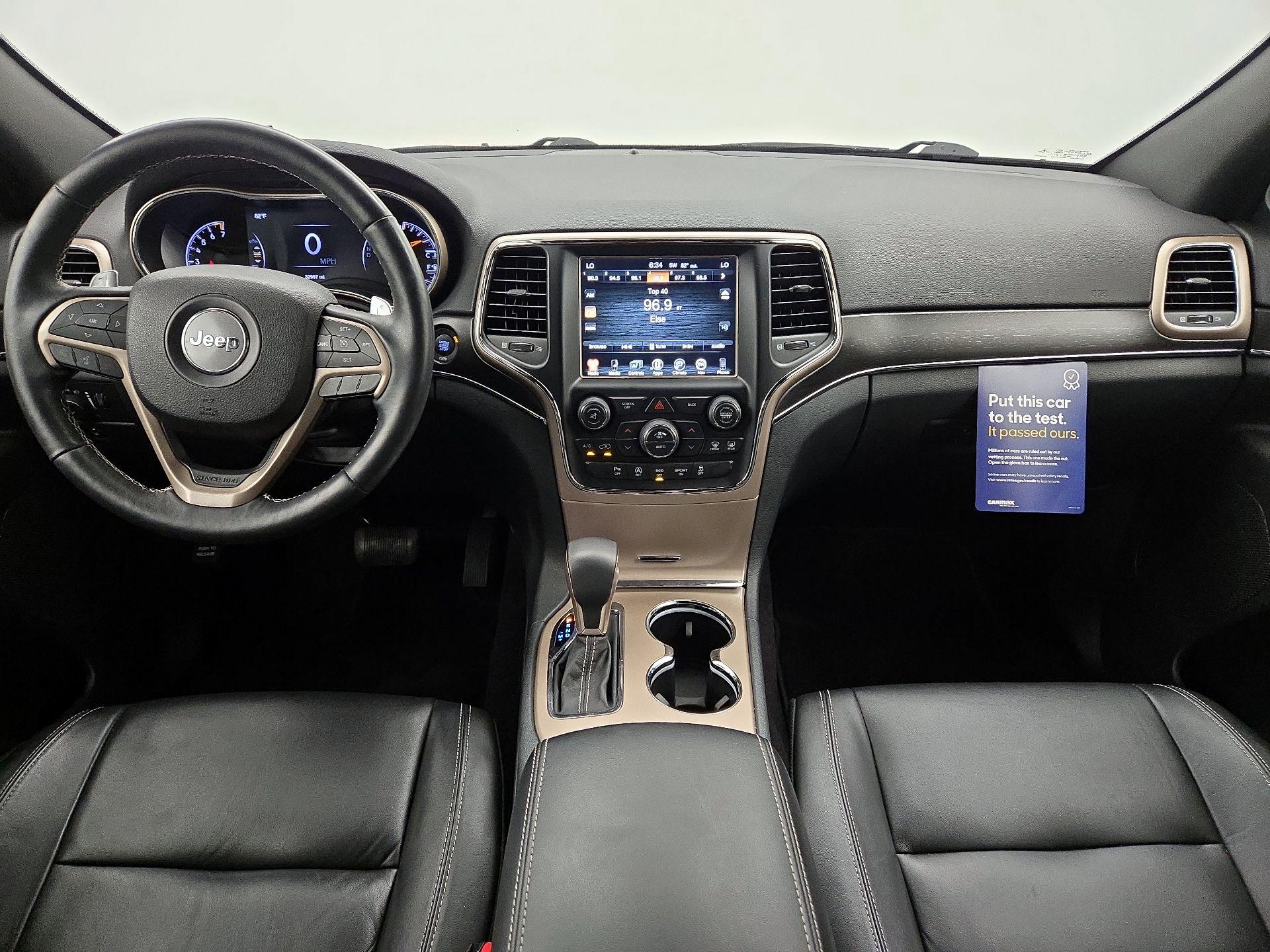 Thumbnail: 2017 Jeep Grand Cherokee - 9