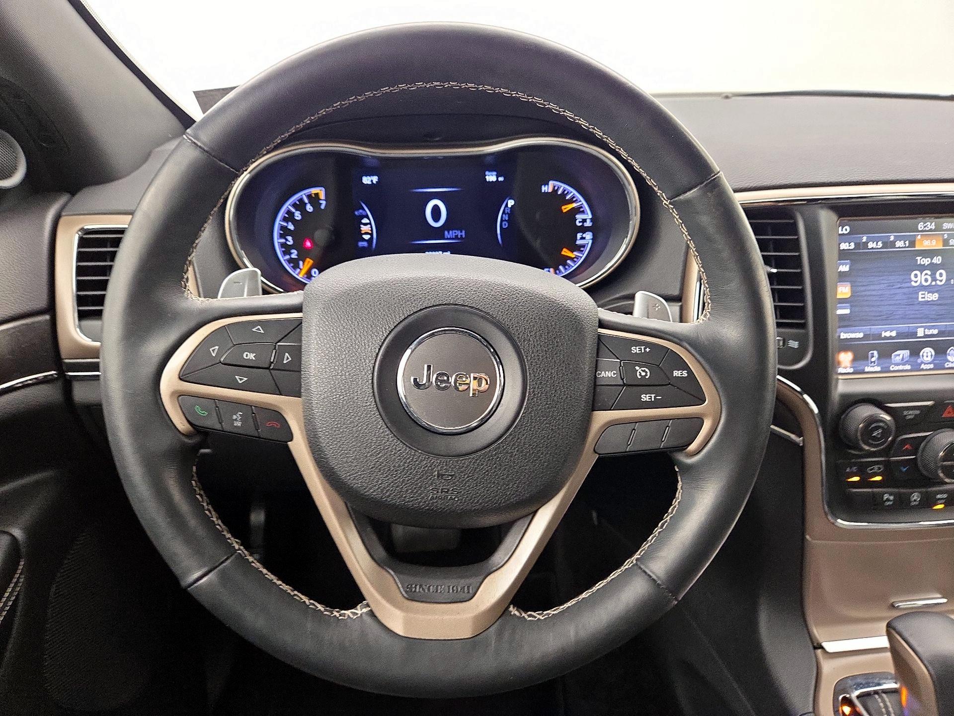 Thumbnail: 2017 Jeep Grand Cherokee - 10