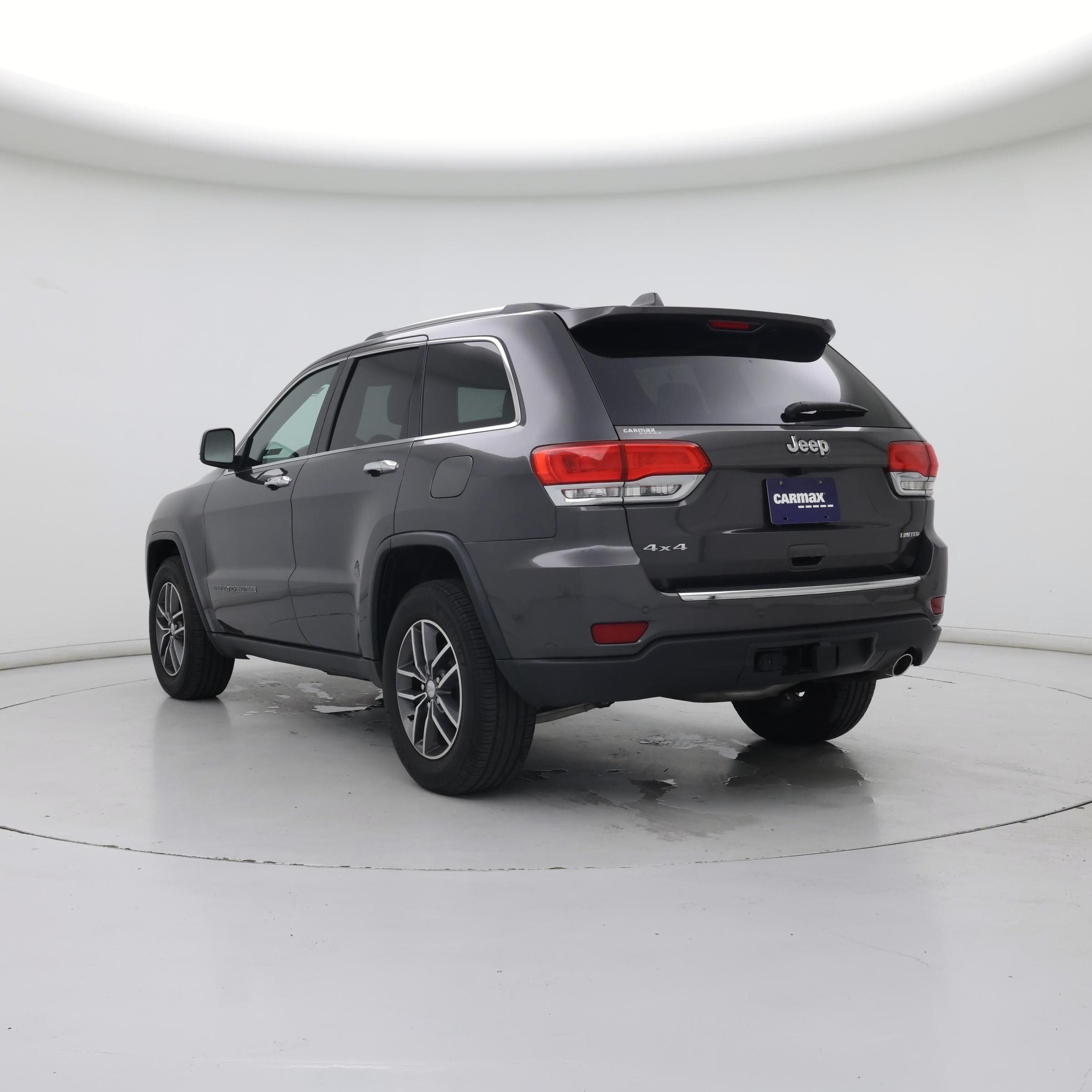 Thumbnail: 2017 Jeep Grand Cherokee - 2
