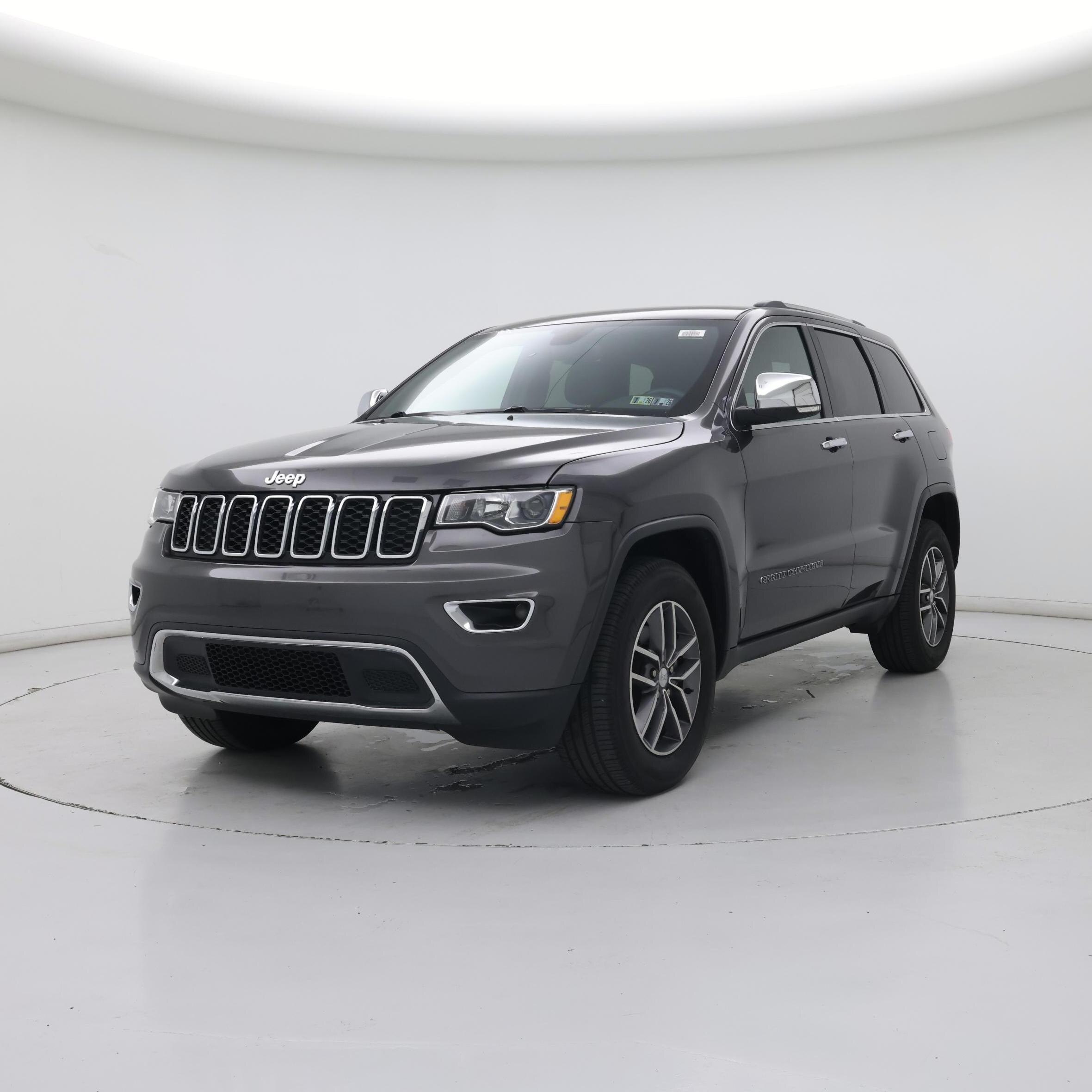 Thumbnail: 2017 Jeep Grand Cherokee - 4