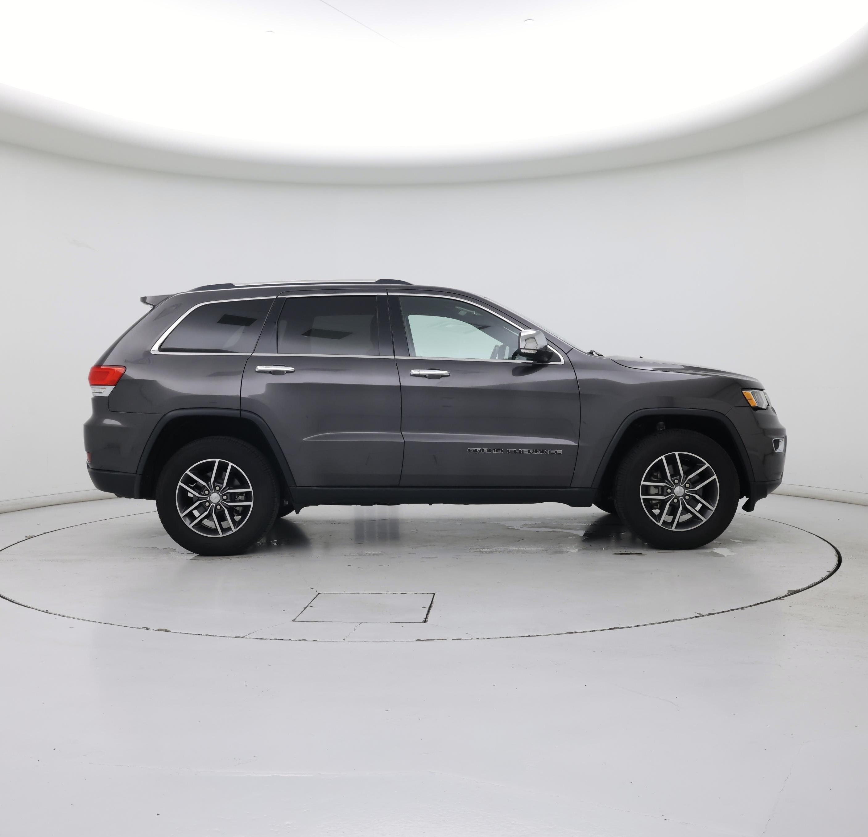 Thumbnail: 2017 Jeep Grand Cherokee - 7