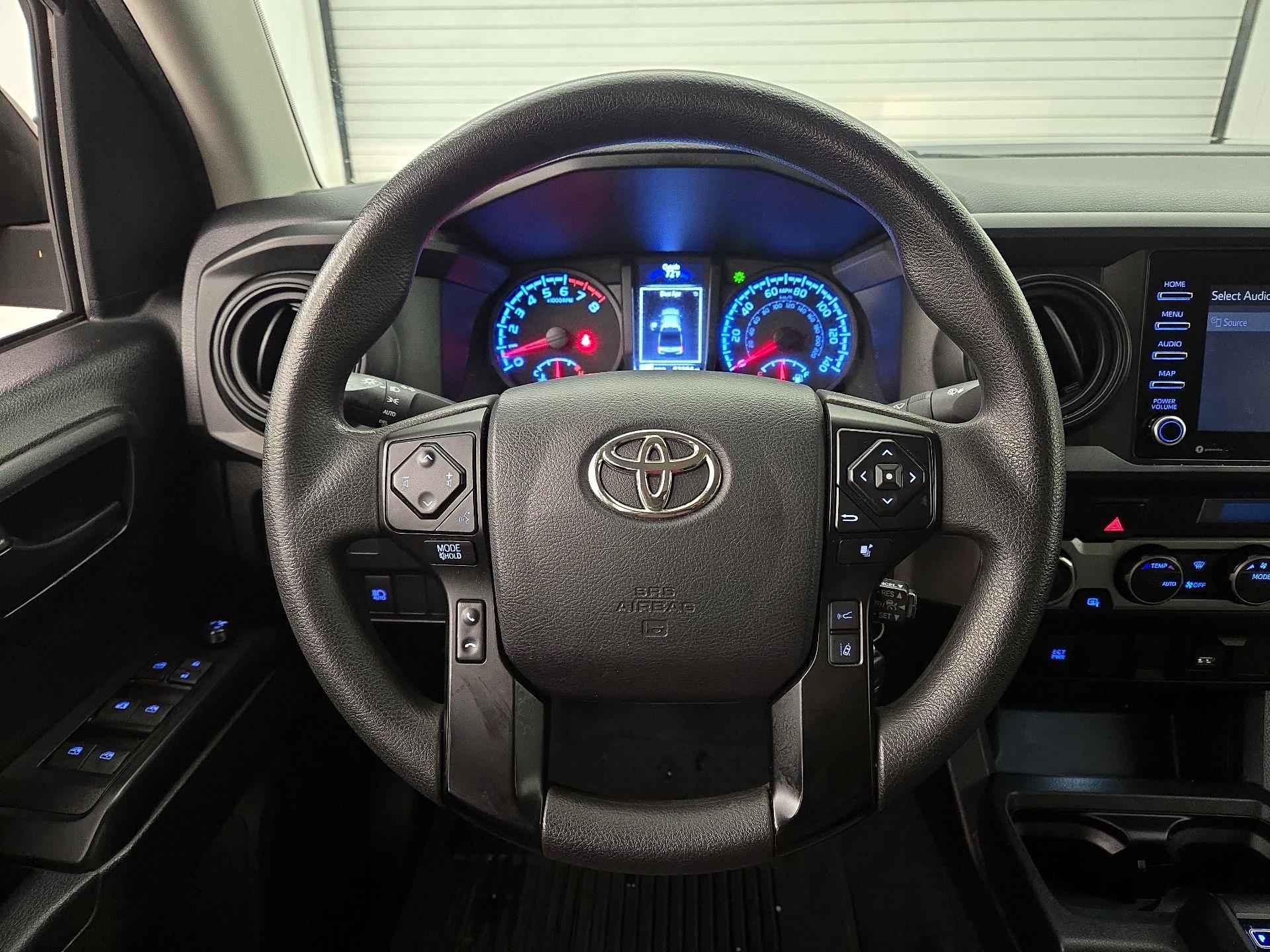 Thumbnail: 2022 Toyota Tacoma - 10