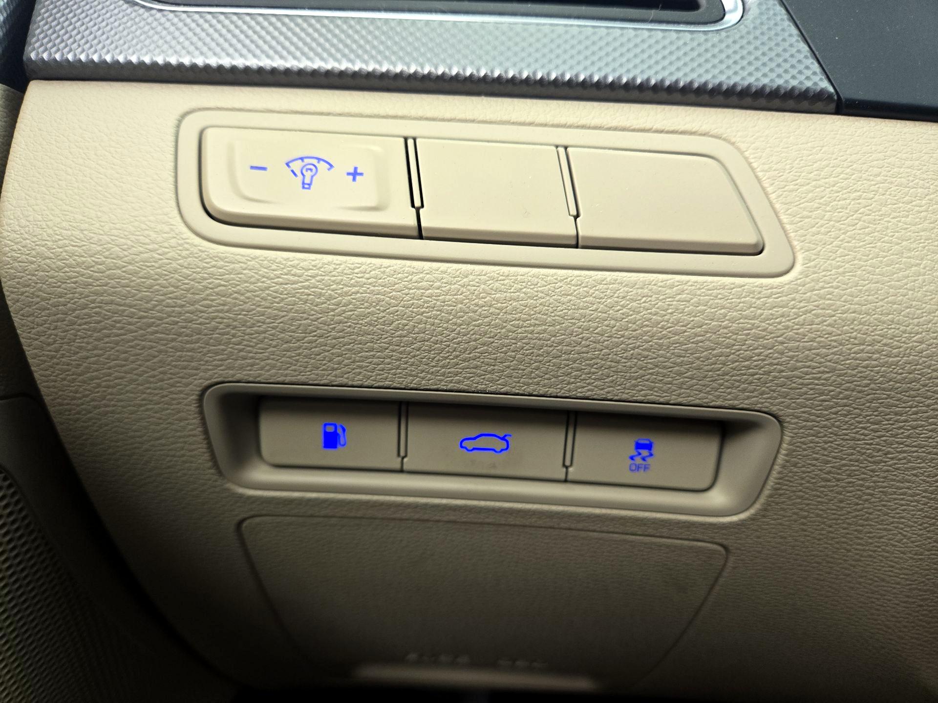 Thumbnail: 2016 Hyundai Sonata - 13