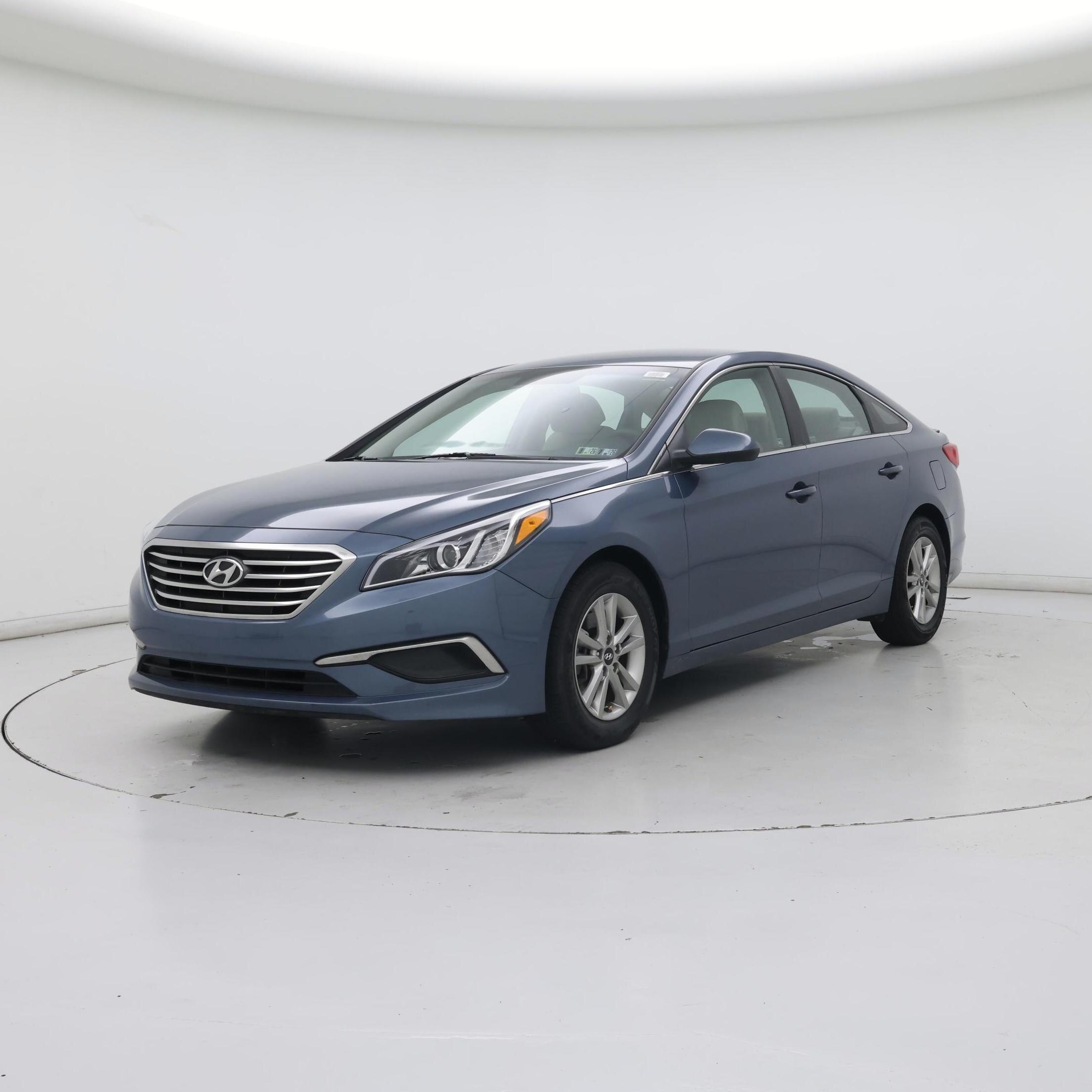 Thumbnail: 2016 Hyundai Sonata - 4
