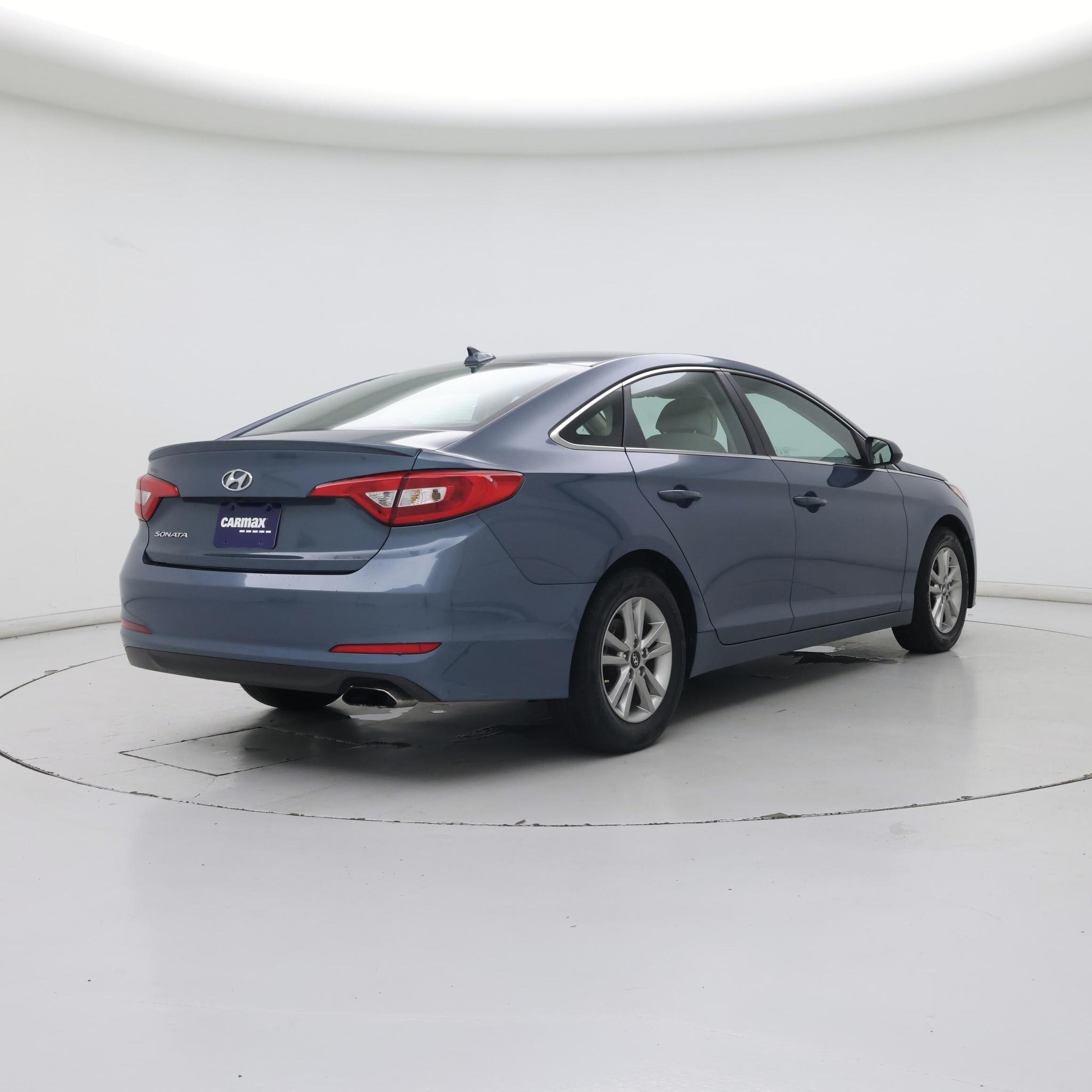 Thumbnail: 2016 Hyundai Sonata - 8